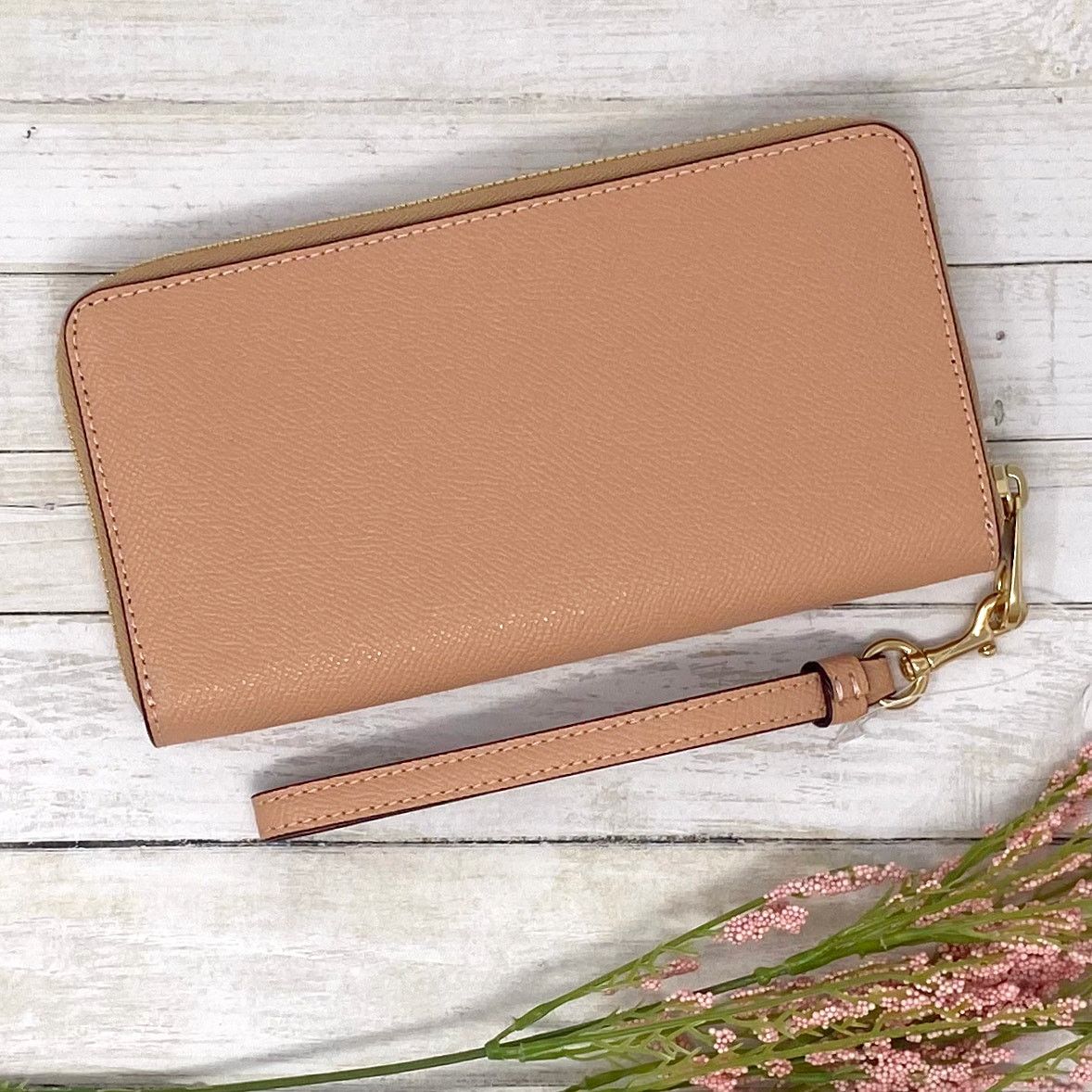 Coach Coach Long Zip Around Wallet in Shell Pink Leather C3441 New Size ONE SIZE - 2 Thumbnail