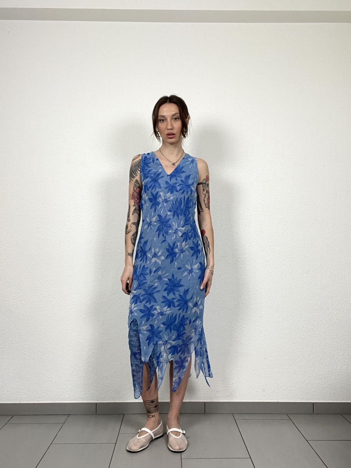Vintage Vintage Y2K Reversible Asymmetrical Blue Midi Dress Size S / US 4 / IT 40 - 1 Thumbnail