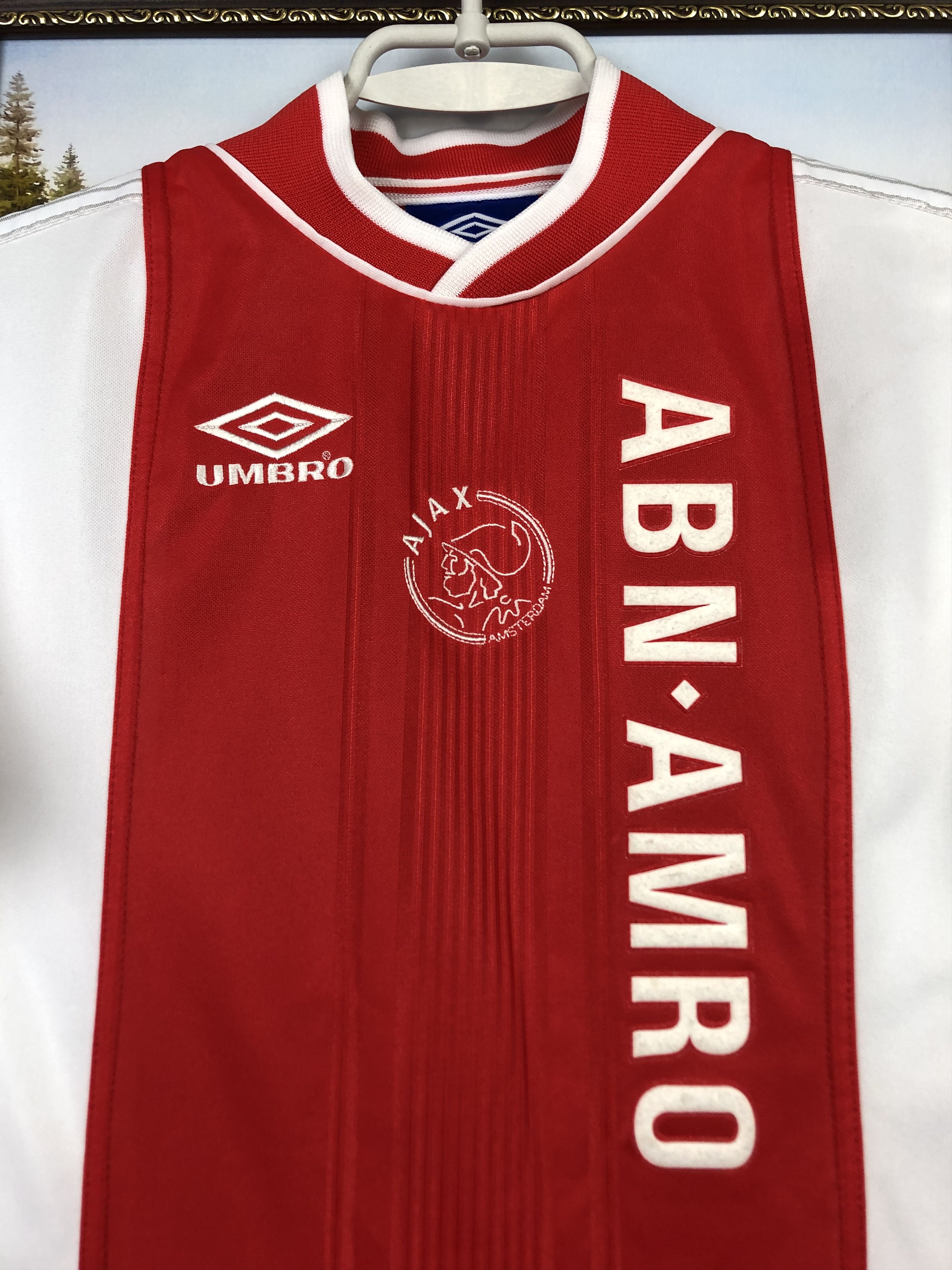 Umbro Ajax Home football shirt Umbro Soccer Jersey Rare Boys Size US XXS / EU 40 - 2 Thumbnail