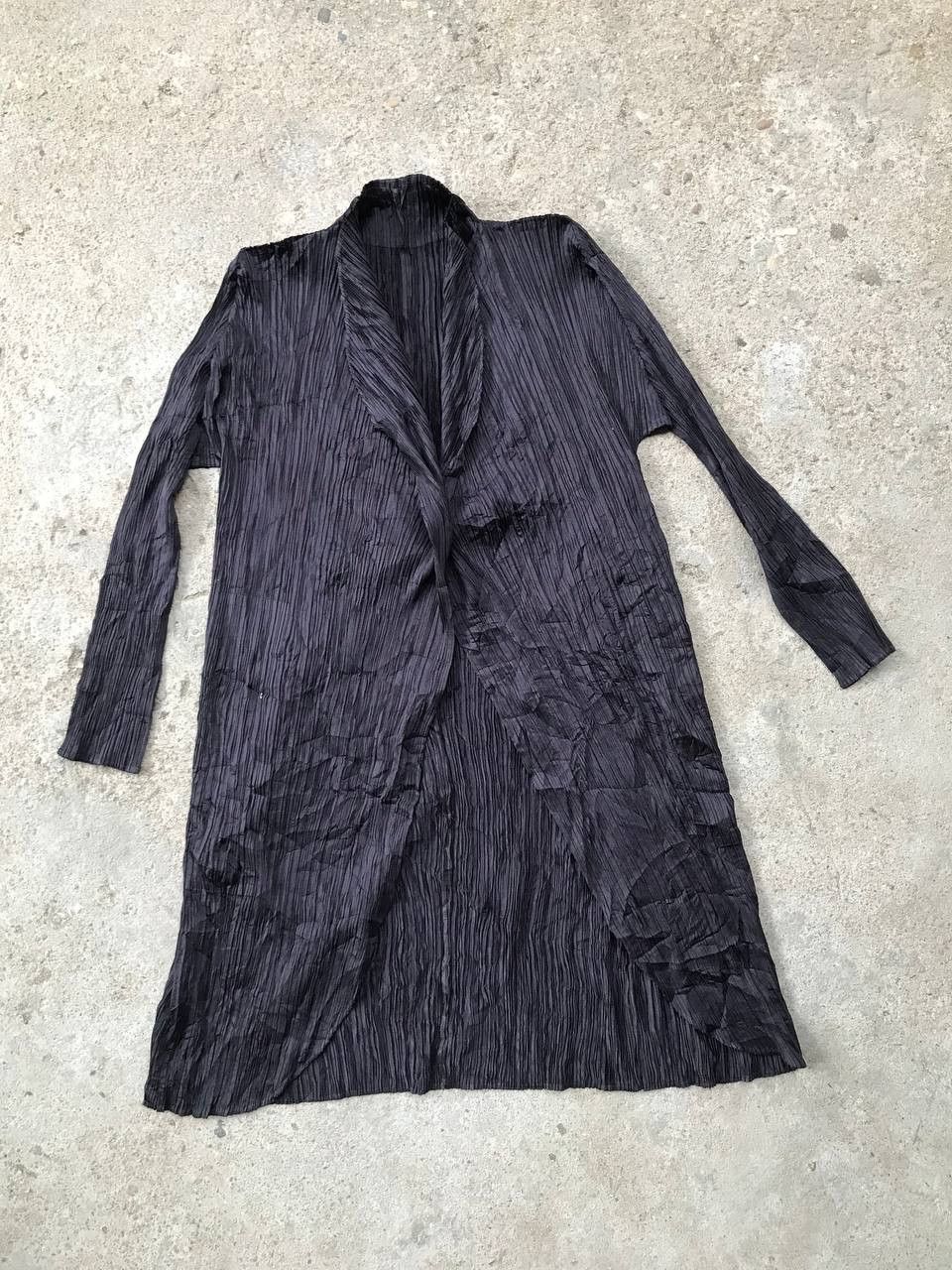 Pleats Please Issey Miyake Pleats Please Long Black Cardigan issey miyake Size M / US 6-8 / IT 42-44 - 4 Thumbnail