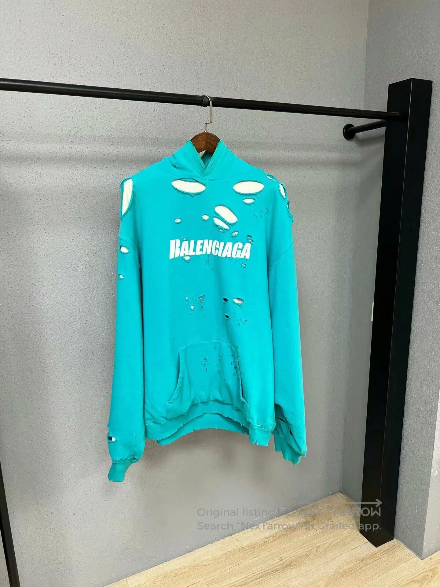 Balenciaga Balenciaga Destroyed Hoodie in Turquoise. Size US M / EU 48-50 / 2 - 1 Thumbnail