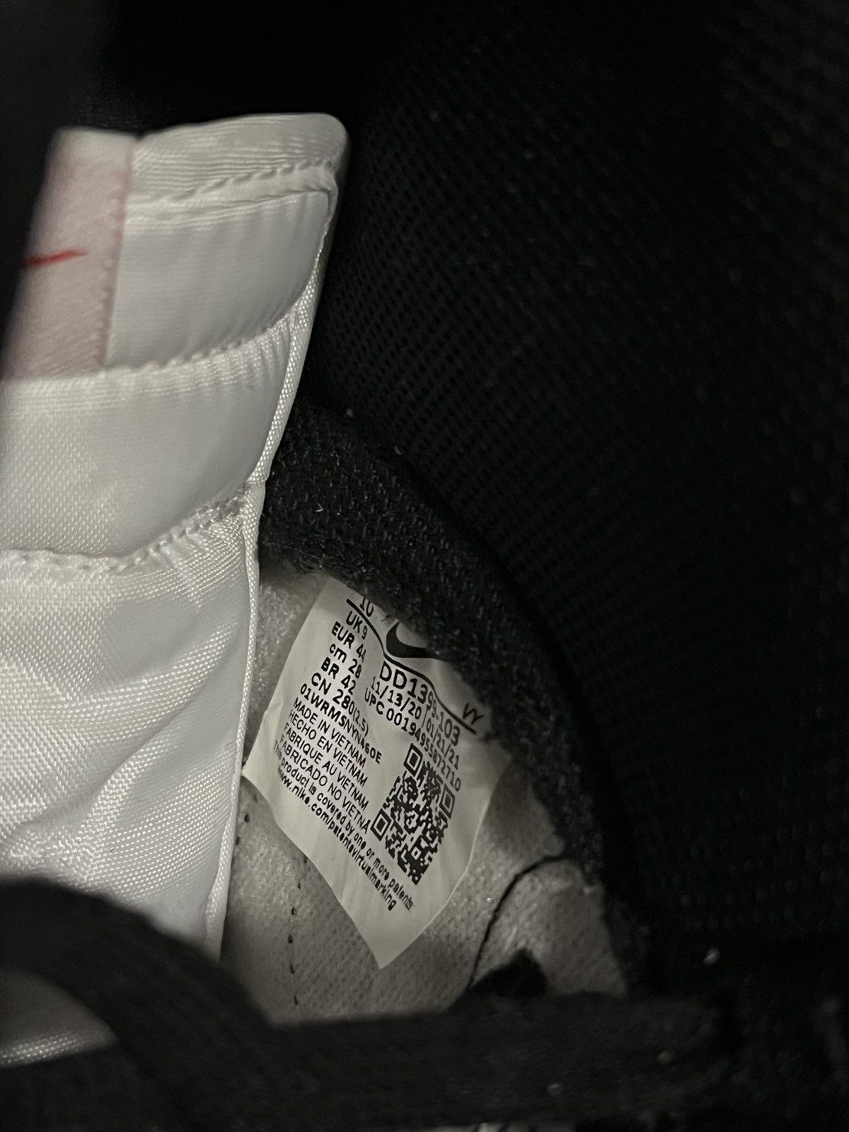 Nike Nike Dunk Black and White Size US 10 / EU 43 - 7 Thumbnail