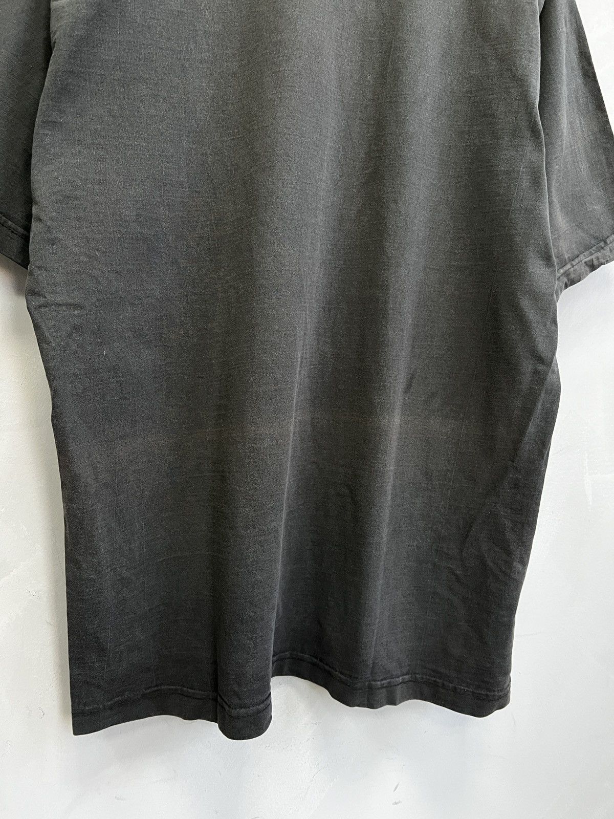 Carhartt Carhartt black t-shirt sun faded boxy kanye west tee Size US L / EU 52-54 / 3 - 9 Thumbnail