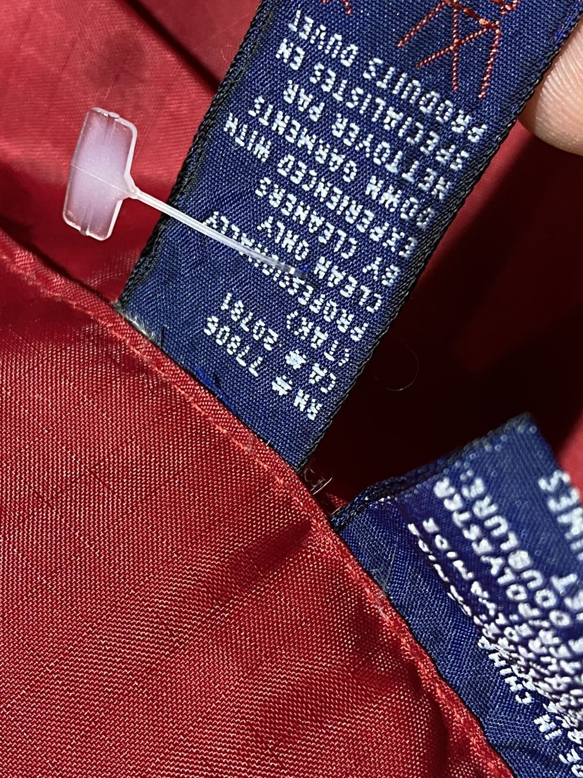 Tommy Hilfiger Vintage 2000s Tommy Hilfiger Rare Down Puffer Jacket Size US XL / EU 56 / 4 - 23 Thumbnail