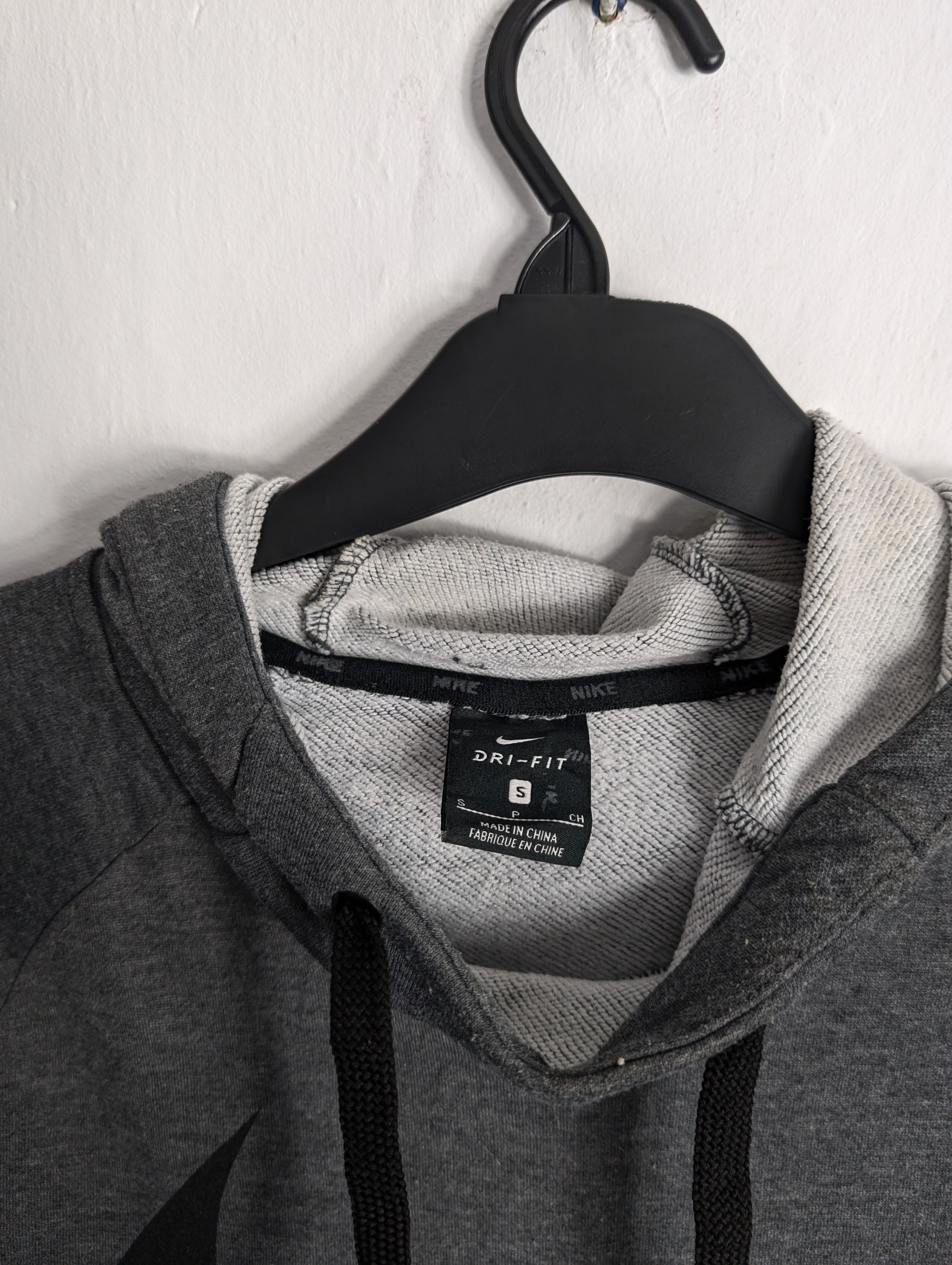 Nike Nike Dri-Fit Performance Hoodie Sportswear Streetwear Size US S / EU 44-46 / 1 - 4 Thumbnail