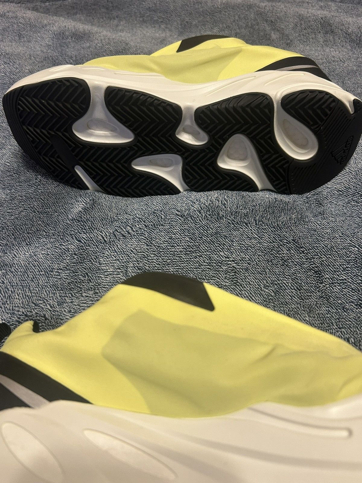 Yeezy Yeezy 700 mnvn nylon Size US 10.5 / EU 43-44 - 5 Thumbnail