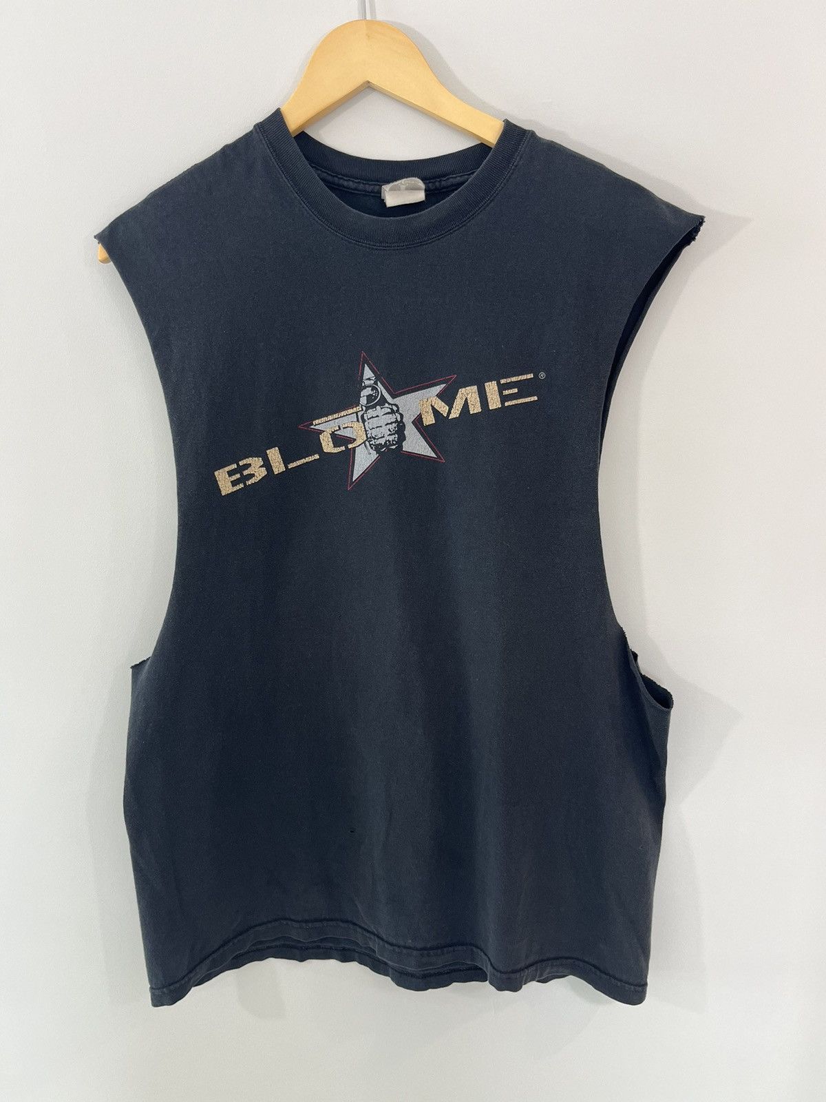 Vintage BLOW ME Hand Grenade Distressed Thrashed Cut Off Size US L / EU 52-54 / 3 - 1 Thumbnail