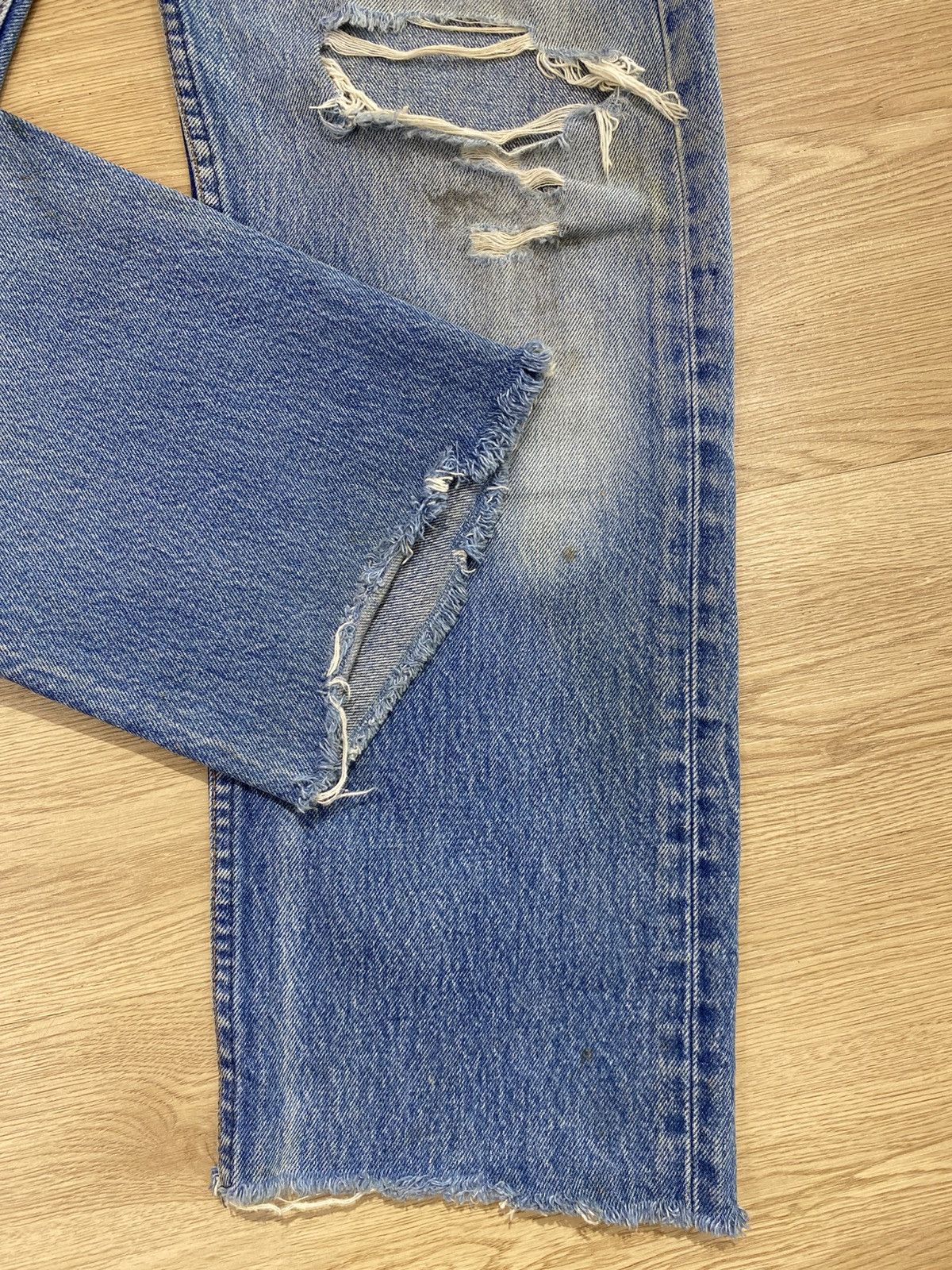 Levi's Vintage Clothing Vintage 90s Levis 501 Mud Wash Faded Distressed Style Jeans Size US 31 - 15 Thumbnail