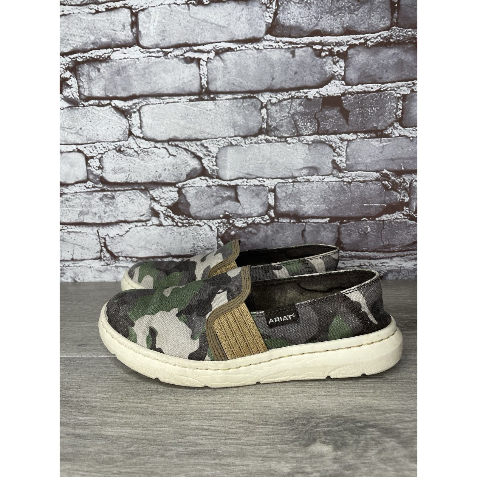 Ariat Ariat Cruiser Camo Green Brown Canvas Fabric Slip On Shoes W Size US 7.5 / IT 37.5 - 1 Thumbnail