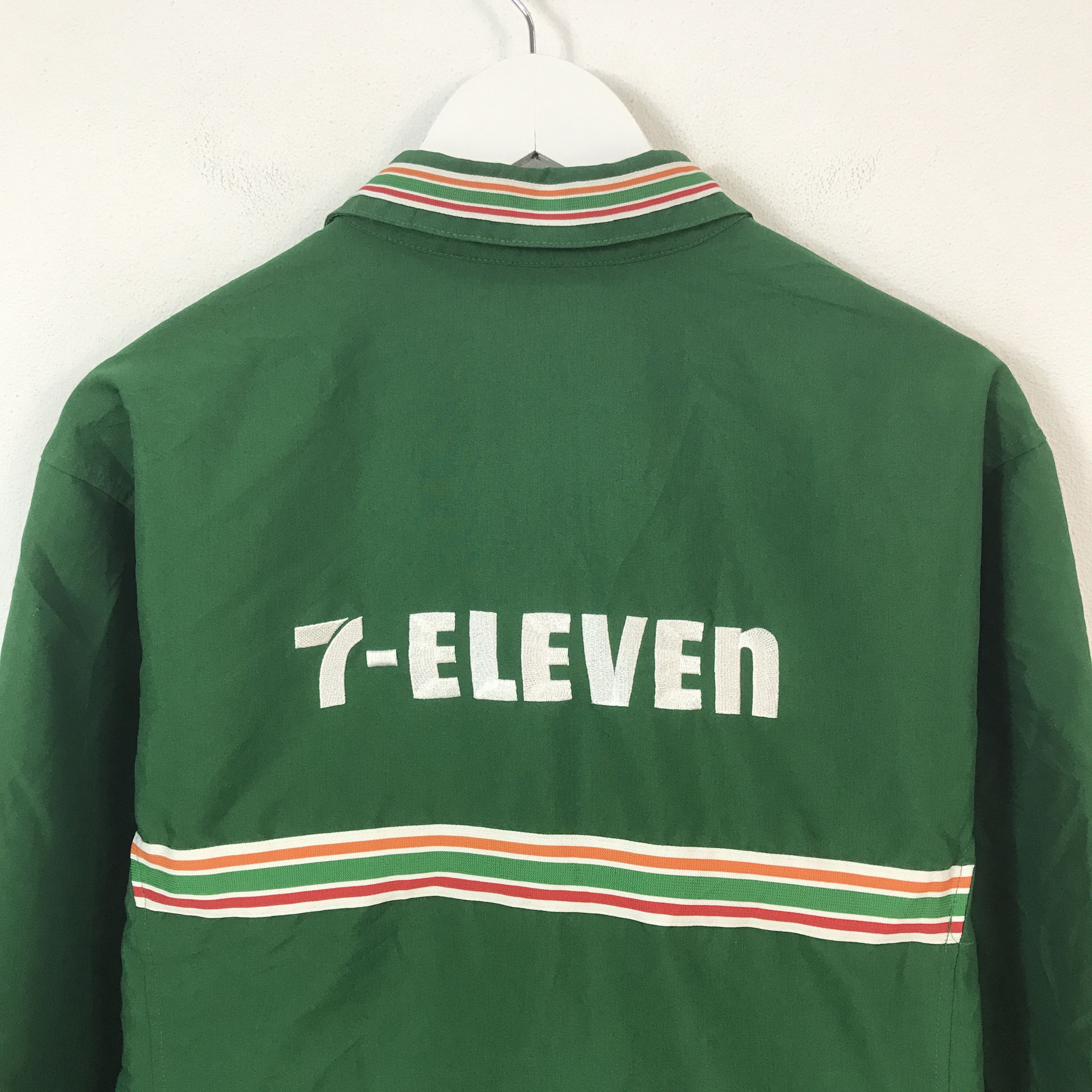 Japanese Brand 7-eleven japan uniform mart japan shirt jacket Size US L / EU 52-54 / 3 - 4 Thumbnail