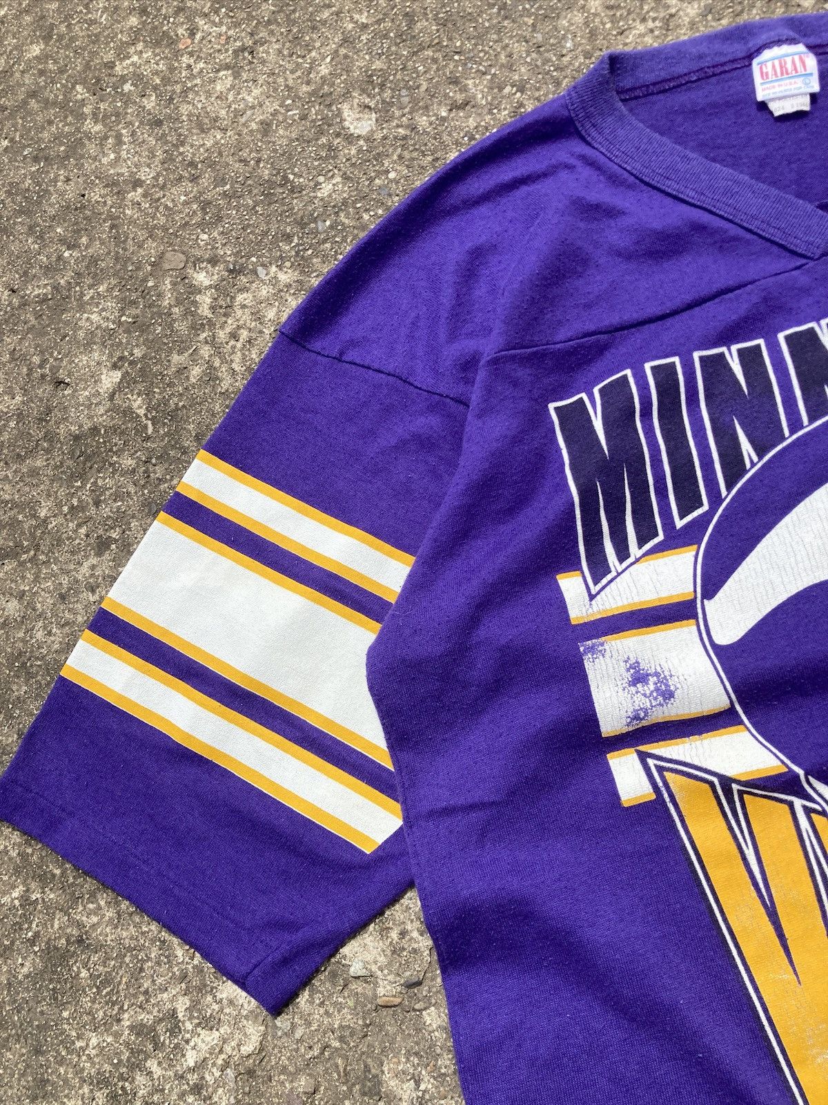 NFL × Vintage 90s Minnesota Vikings single stitch tee Size US L / EU 52-54 / 3 - 6 Thumbnail