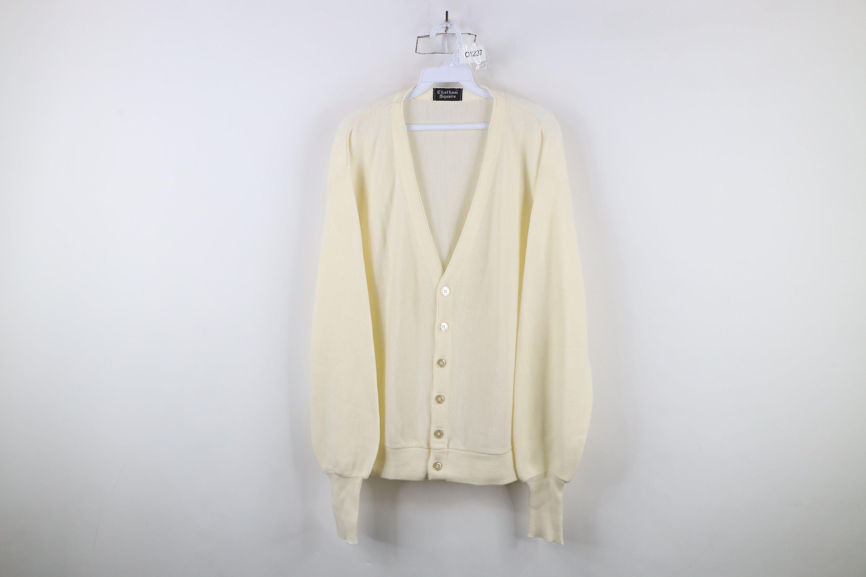 Vintage Vintage 70s Streetwear Knit Cardigan Sweater Cream USA Size US L / EU 52-54 / 3 - 1 Thumbnail