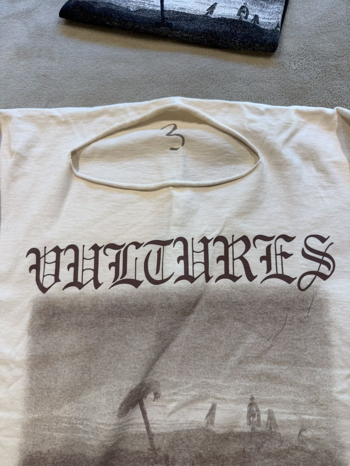 Kanye West YZY Vultures long Sleeve Tee Size US M / EU 48-50 / 2 - 3 Thumbnail