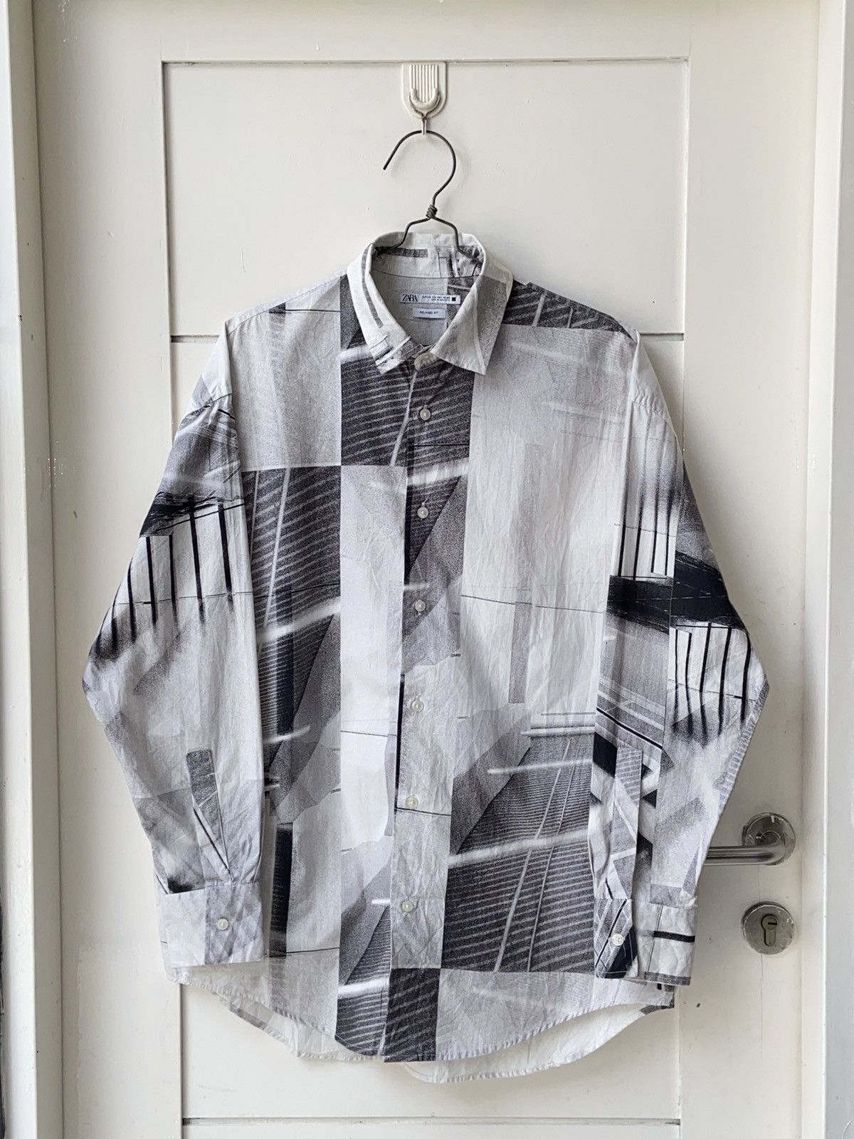 Zara ZARA Motive Shirt Size US XXL / EU 58 / 5 - 1 Thumbnail