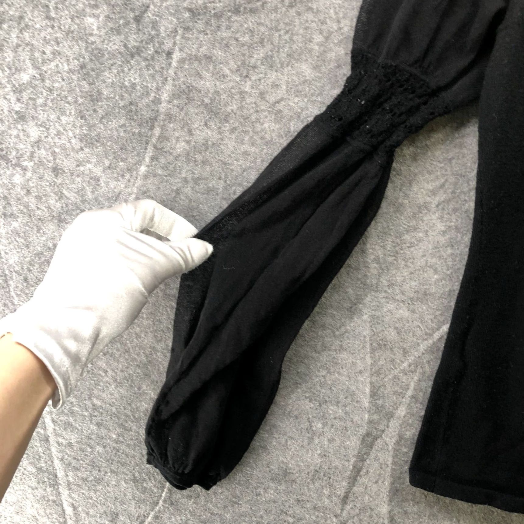 Elie Tahari Elie Tahari Merino Wool Sweater Women M Black Pullover Knit Long Sleeve Off-Shoulder Cinch Bubble Sleeves Womens Size M / US 6-8 / IT 42-44 - 3 Thumbnail