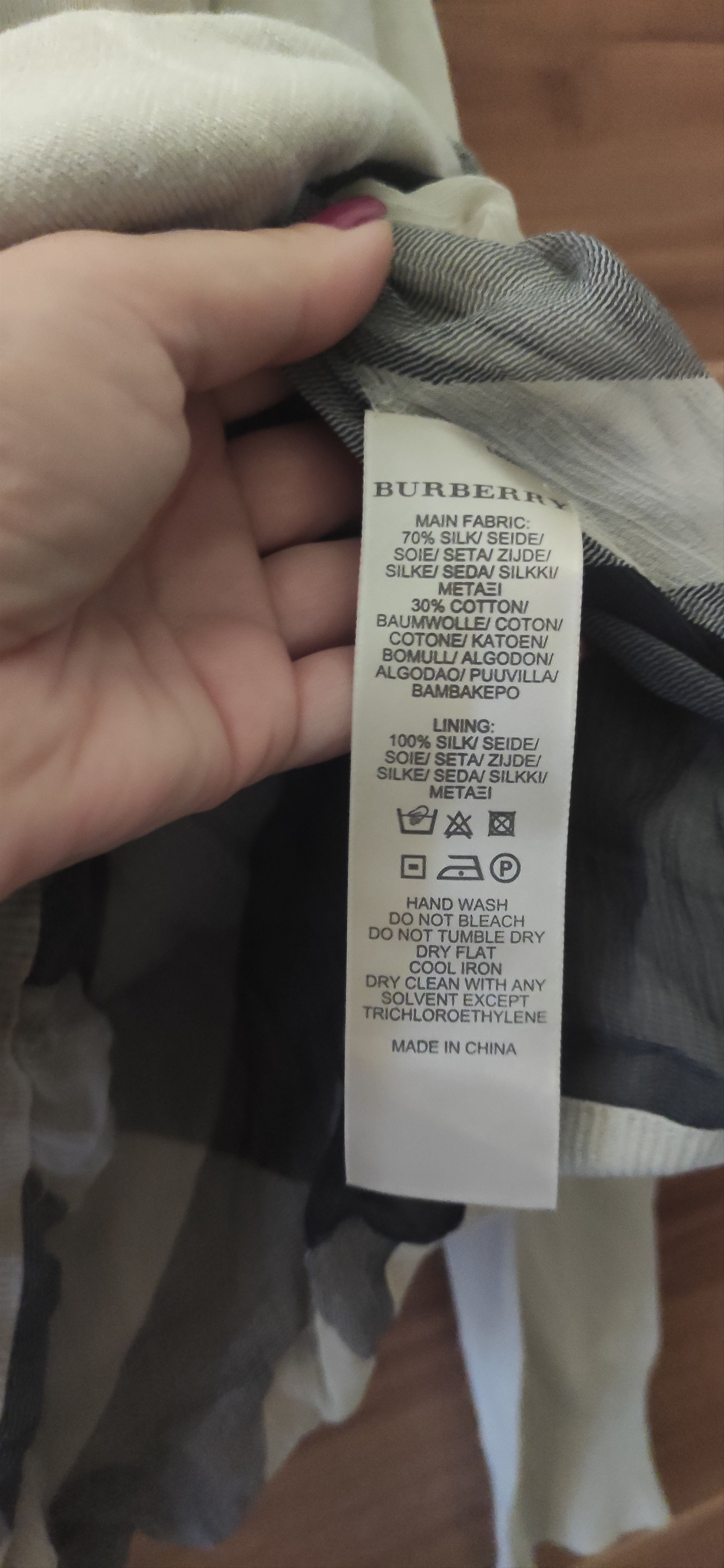 Burberry The women's cardigan Burberry Size L / US 10 / IT 46 - 6 Thumbnail