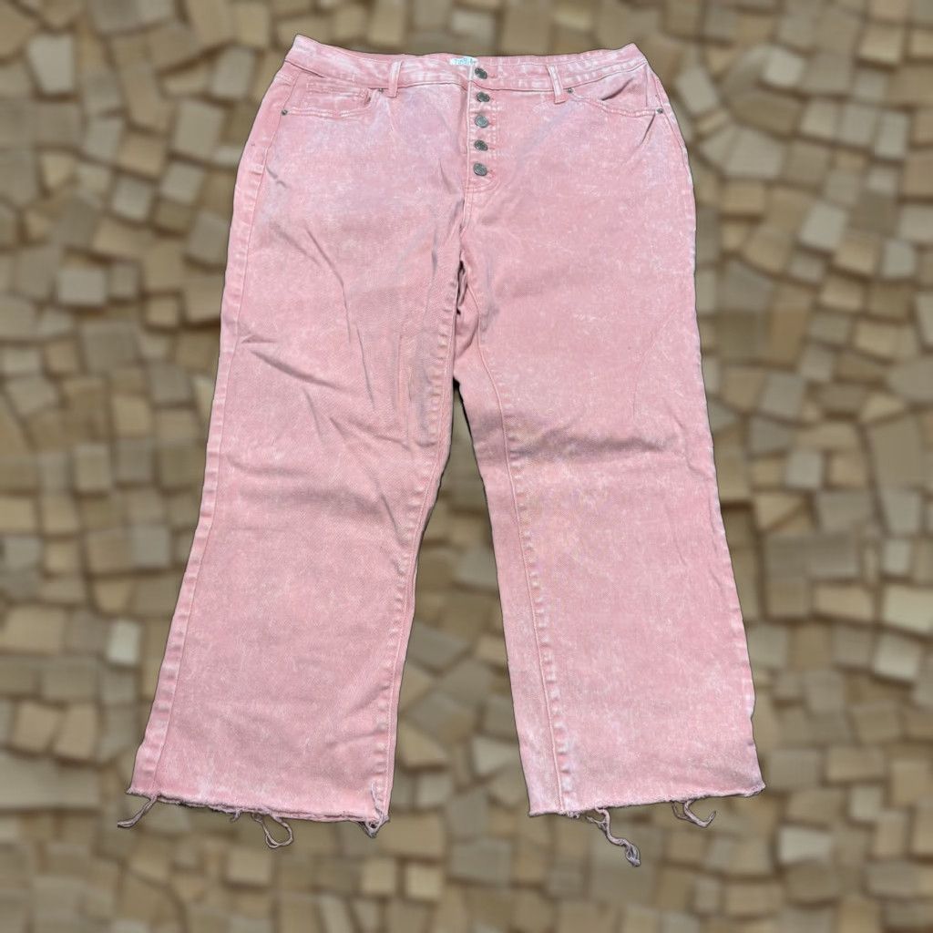 Vintage Time & Tru Jeans Women's 18 Pink Light Wash Raw Hem Straight Button Fly Jeans Size 40" / US 18 - 1 Thumbnail