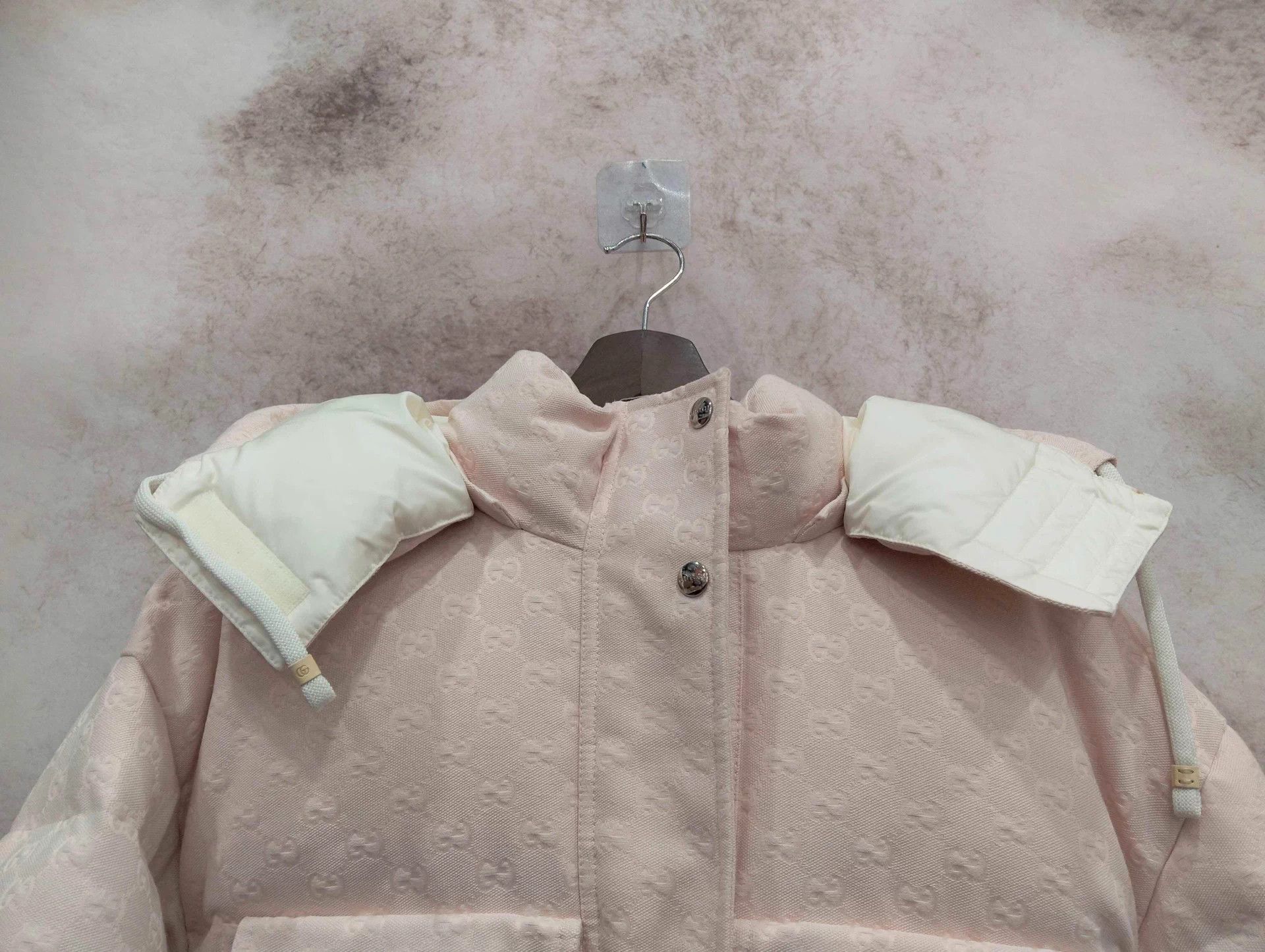 Gucci Gucci pink allover hooded down jacket 38 Size XS / US 0-2 / IT 36-38 - 3 Thumbnail