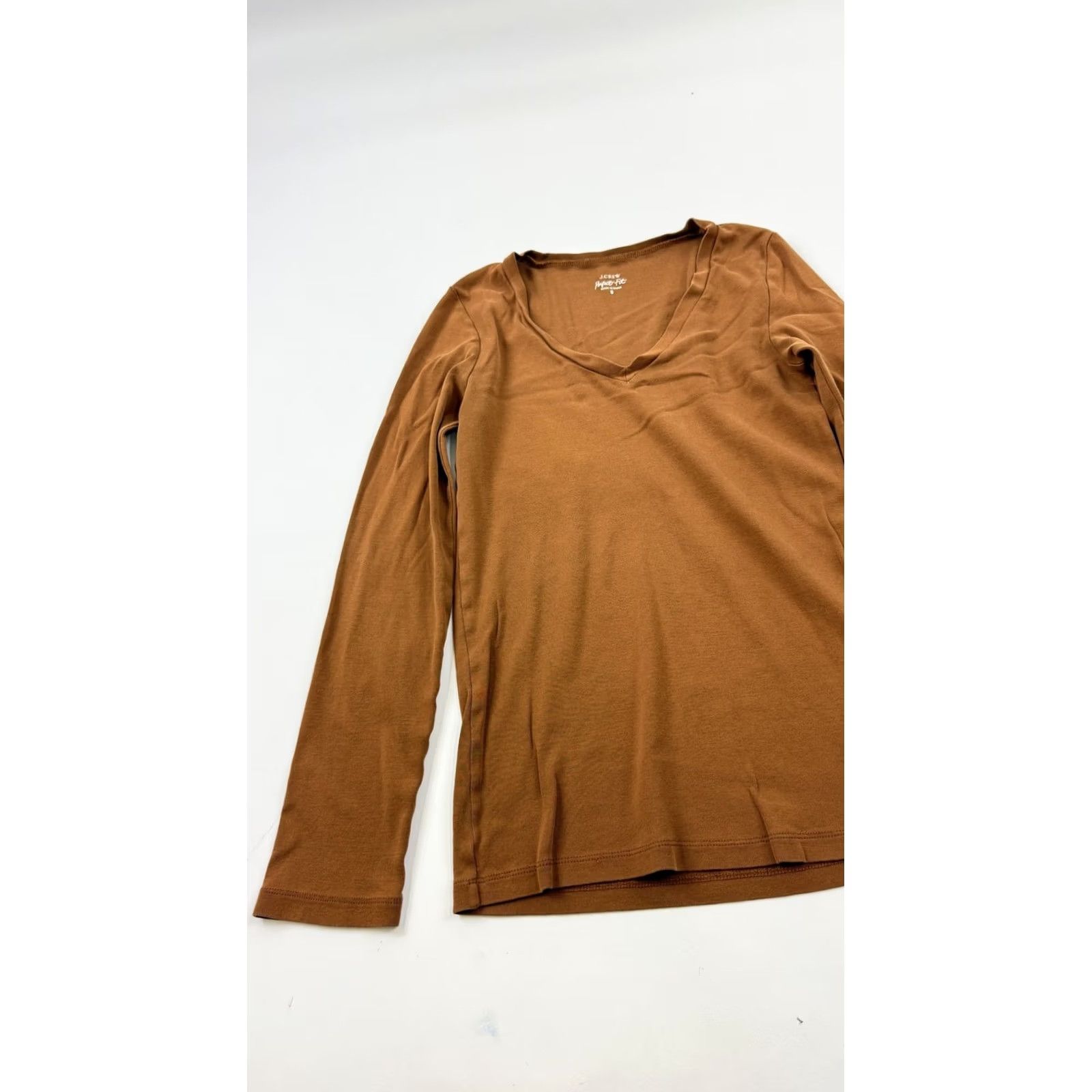 J.Crew J.Crew Shirt Womens Small Brown Perfect Fit V Neck Long Sleeve Cotton Tee Top Size S / US 4 / IT 40 - 3 Thumbnail