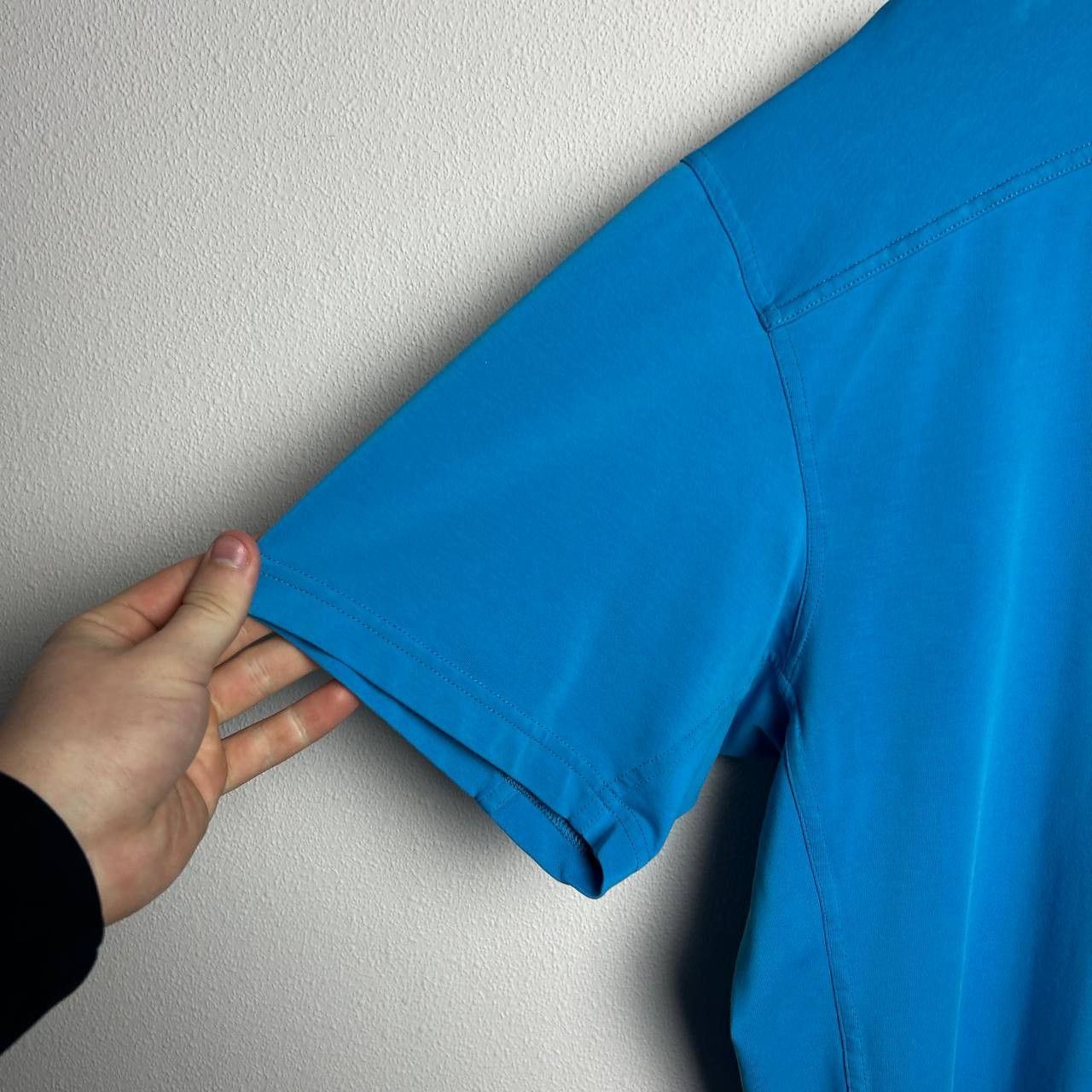 Arc'teryx Mens Arcteryx small logo basic outdoor blue polo Size US XL / EU 56 / 4 - 6 Thumbnail