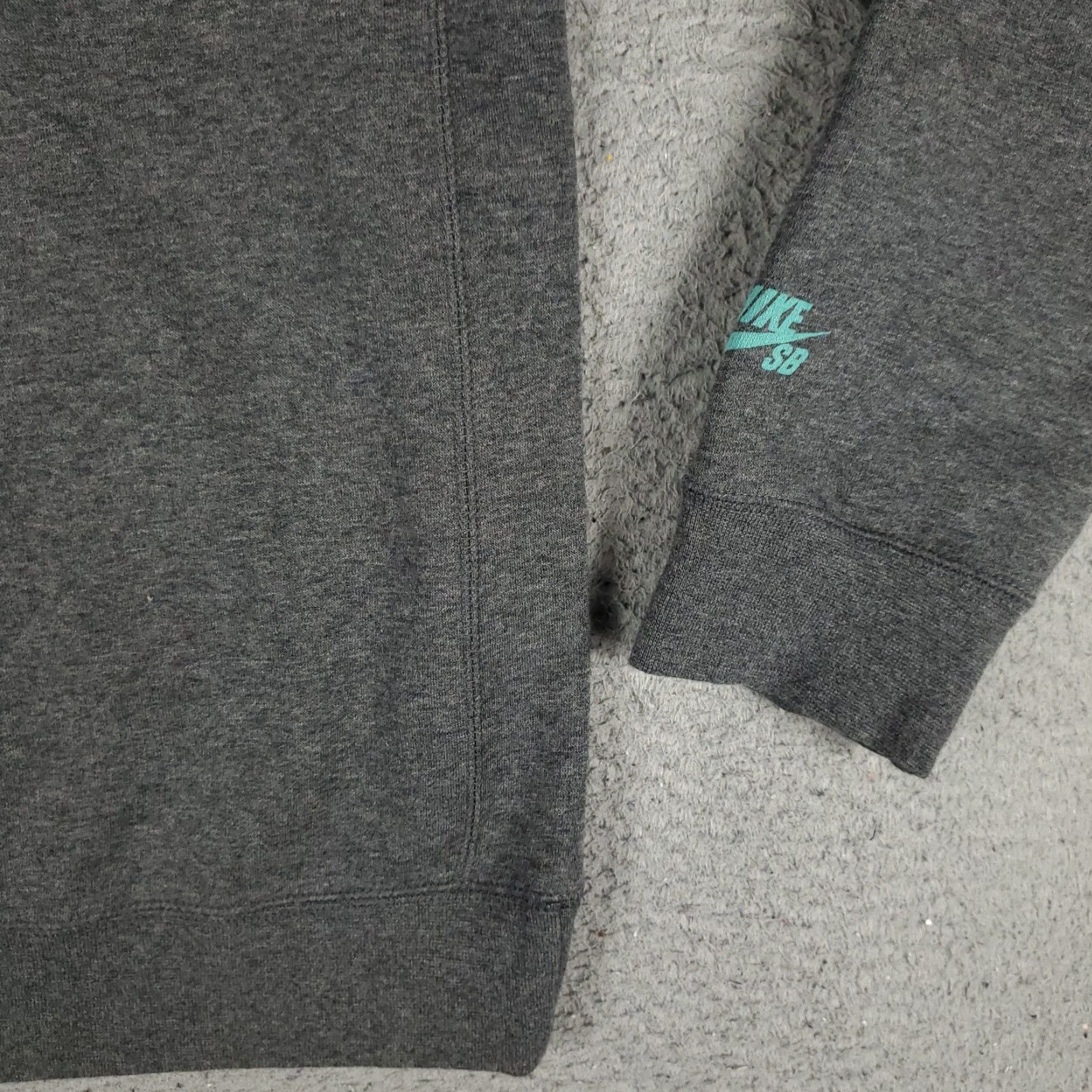 Nike Nike Sweater Mens Size Medium Gray SB Swoosh Casual Pullover Sweatshirt Size US M / EU 48-50 / 2 - 4 Thumbnail