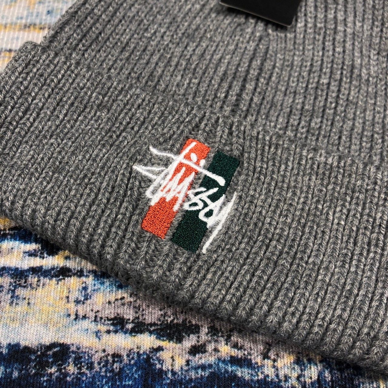 Stussy × Vintage Stussy Bars Logo Cuff Beanie Size ONE SIZE - 3 Thumbnail