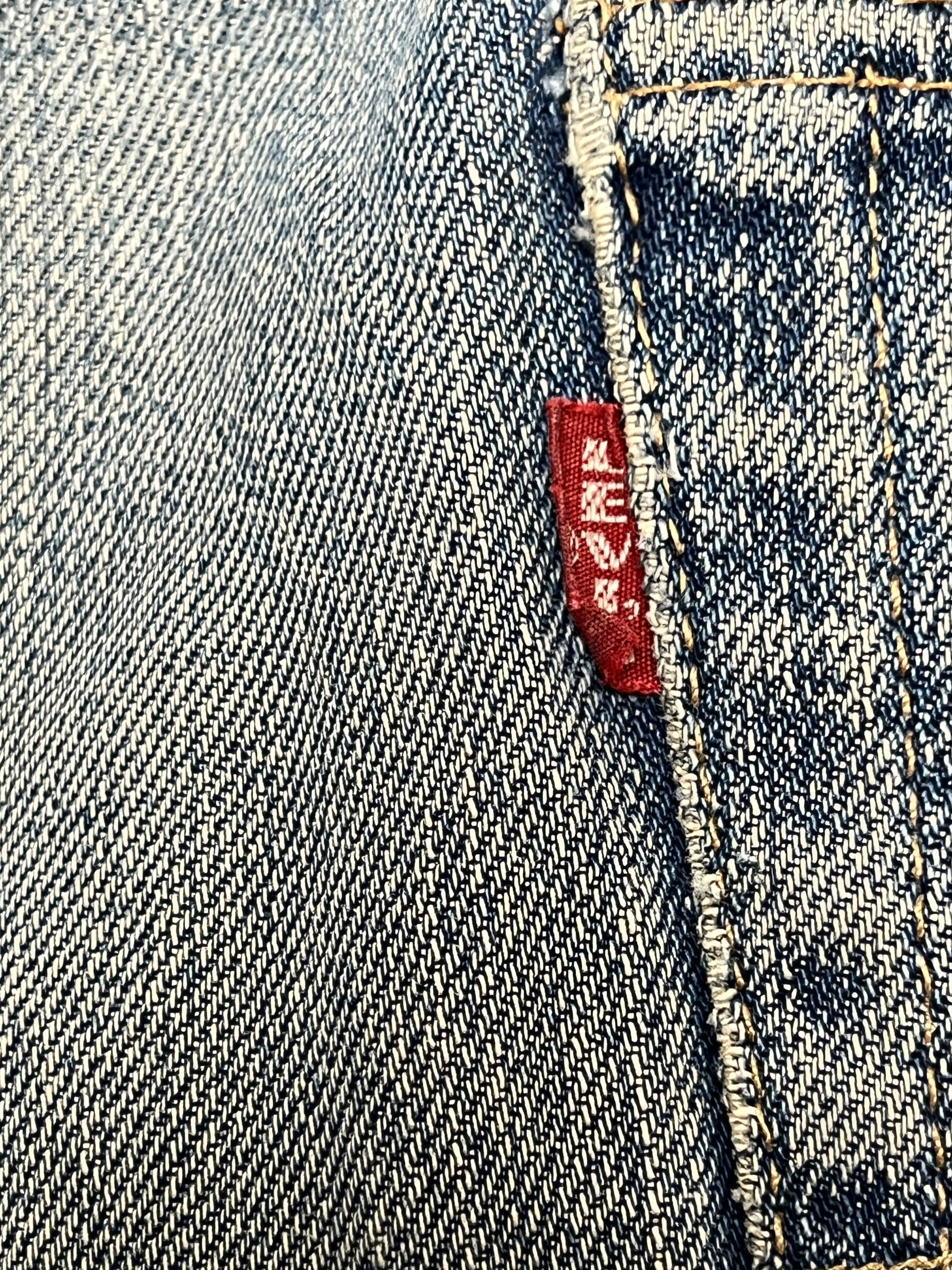 Levi's 1960s Levi's 501 Distressed Redline Selvedge #16 Rivet Jeans Size US 34 / EU 50 - 9 Thumbnail