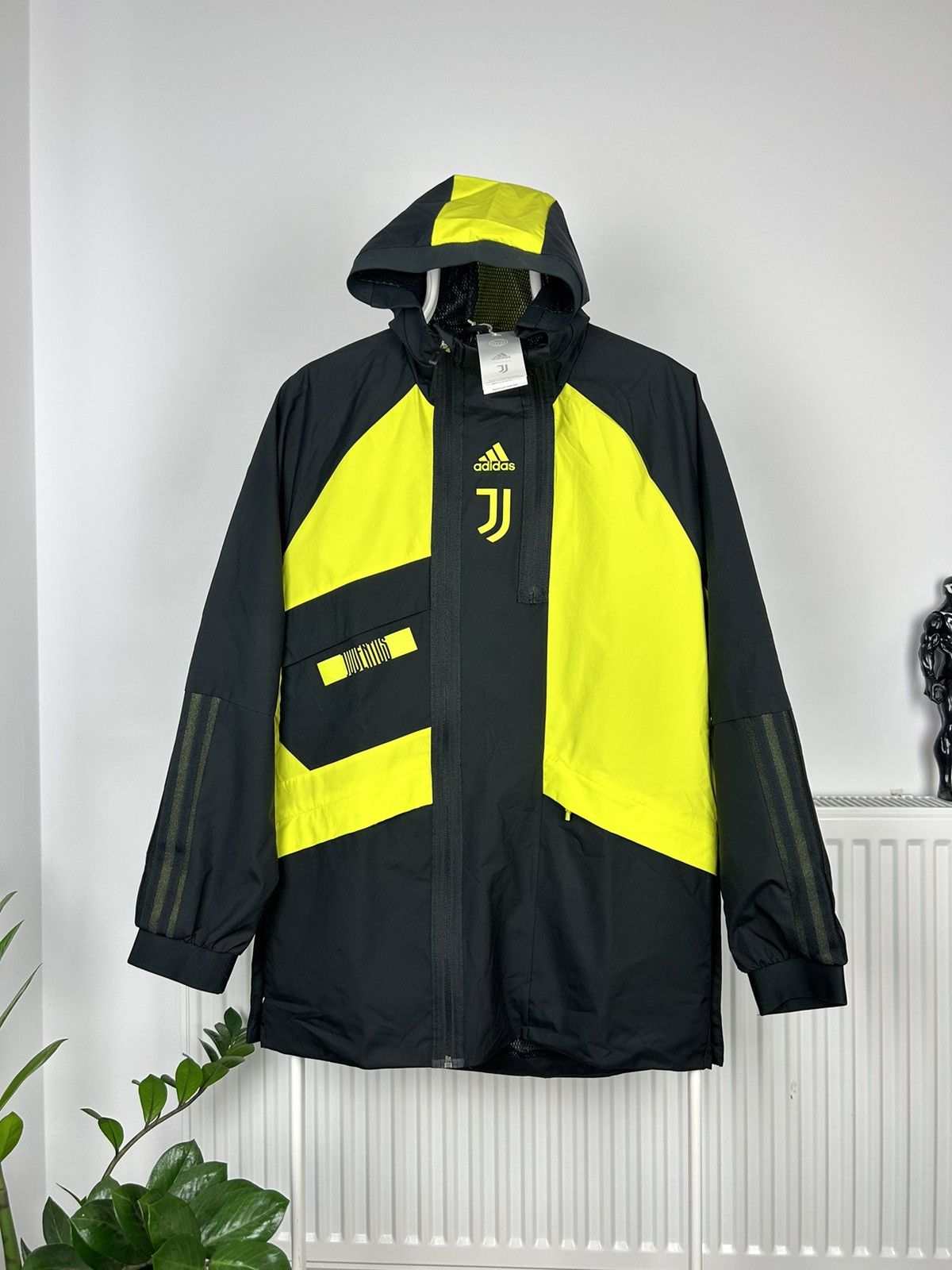 Adidas Adidas Juventus soccer jacket Size US S / EU 44-46 / 1 - 1 Thumbnail