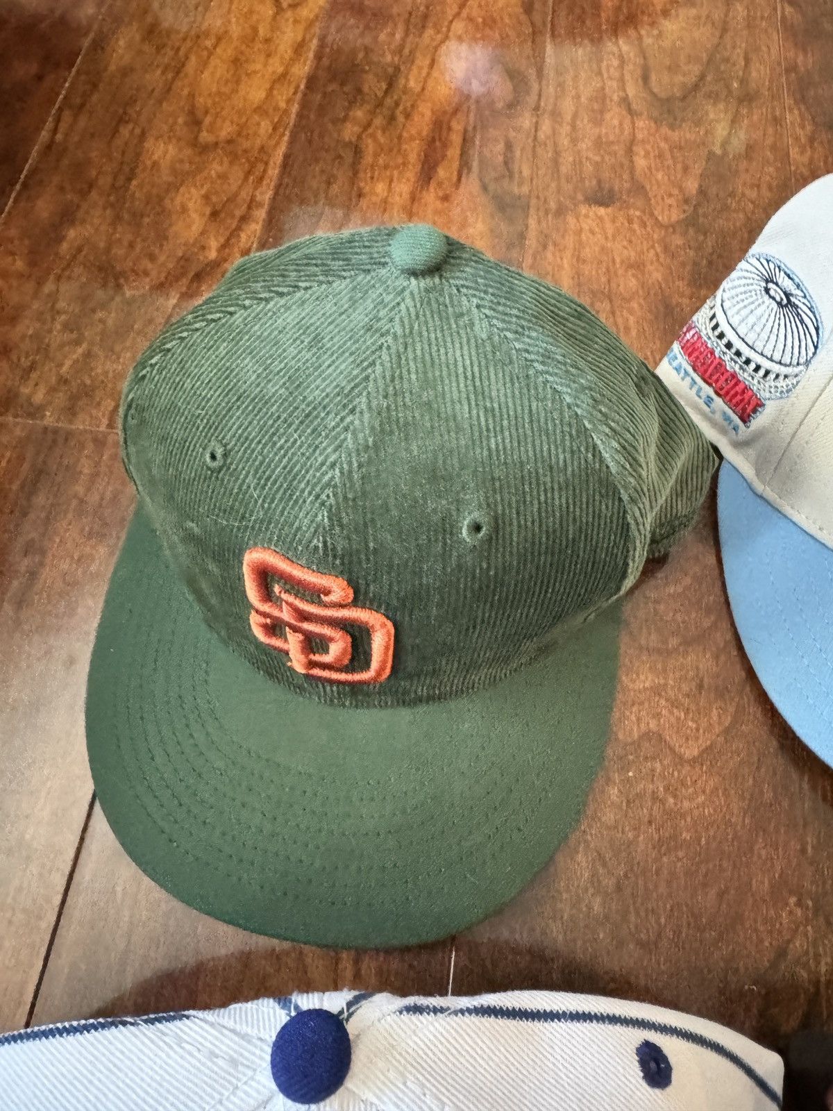 New Era Hat club collection 7 1/2 Size ONE SIZE - 10 Thumbnail