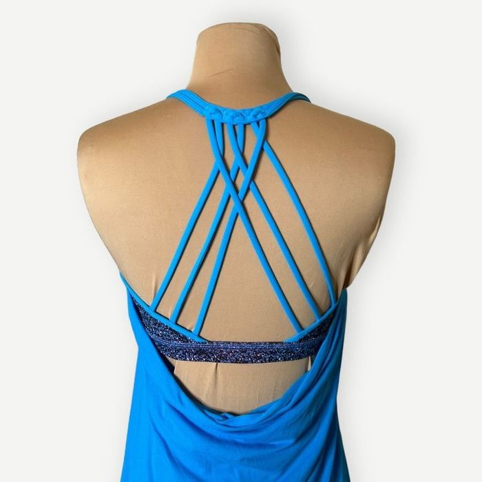 Lululemon Wild Tank Top Strappy Built-In Bra Gray Yellow size 6 Top