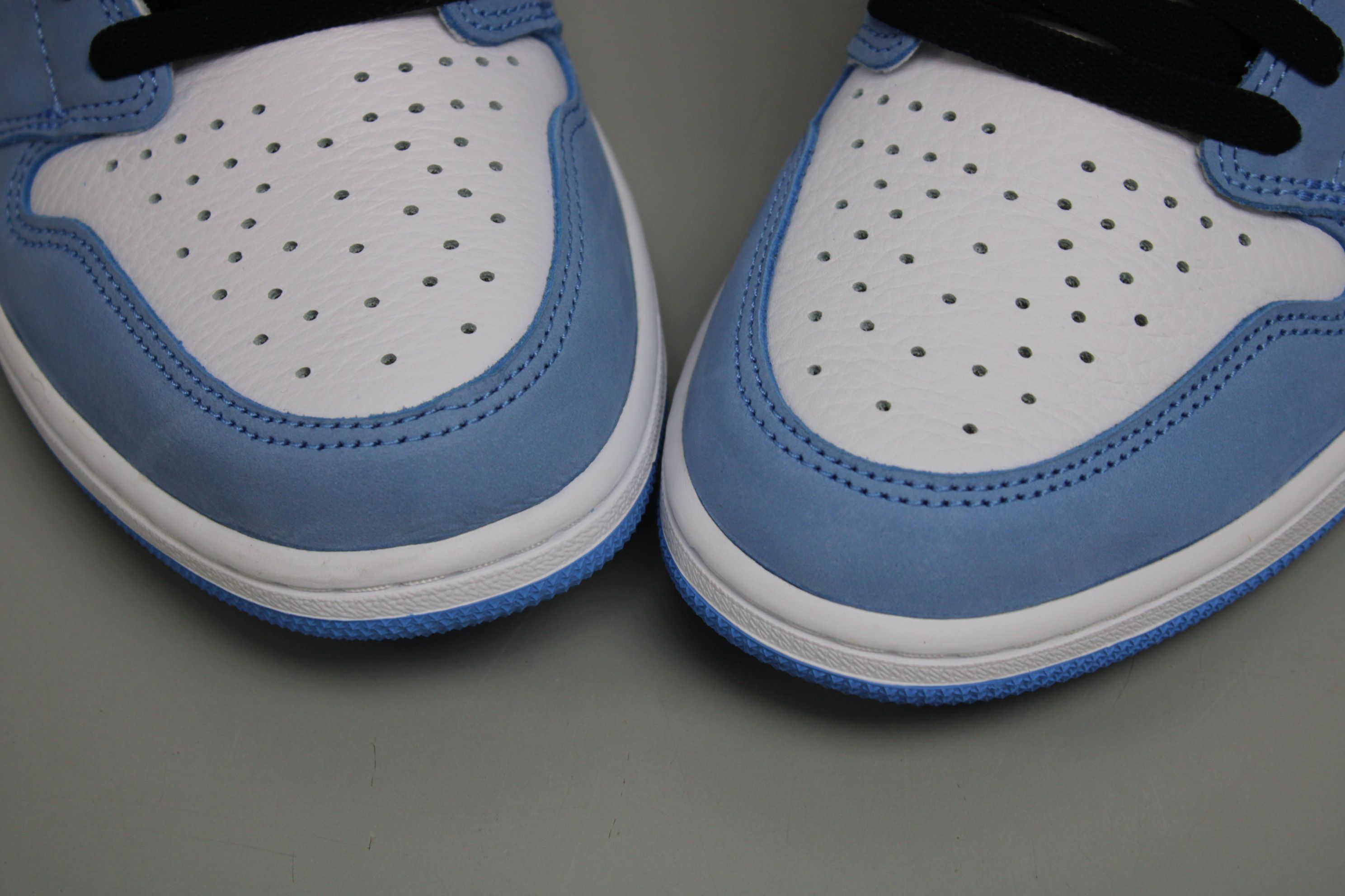 university blue jordan 1 size 12