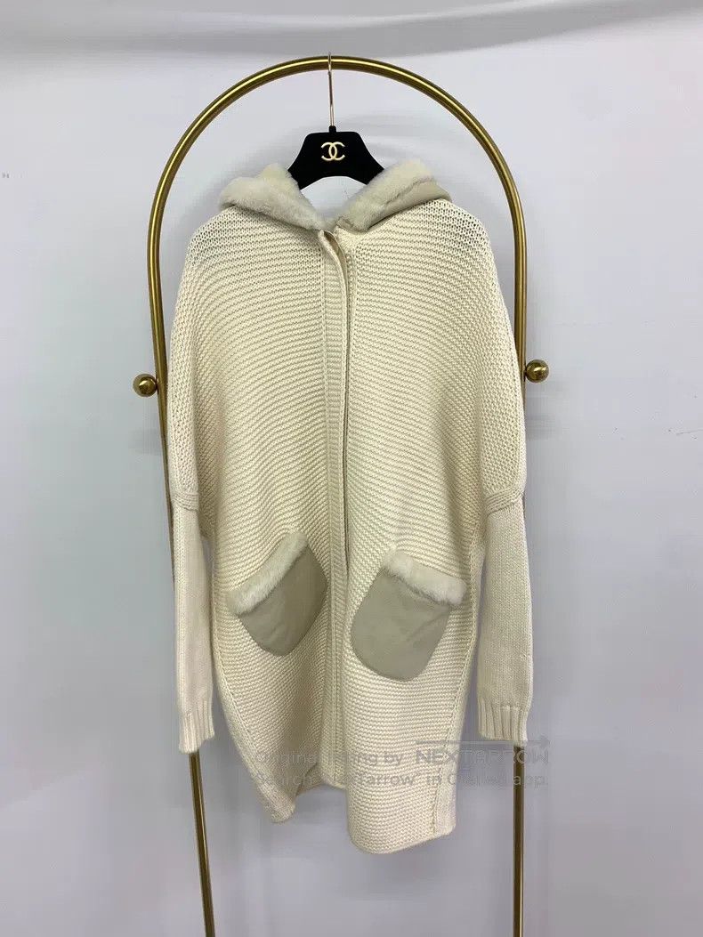 Loro Piana White fur-lined hooded cashmere coat