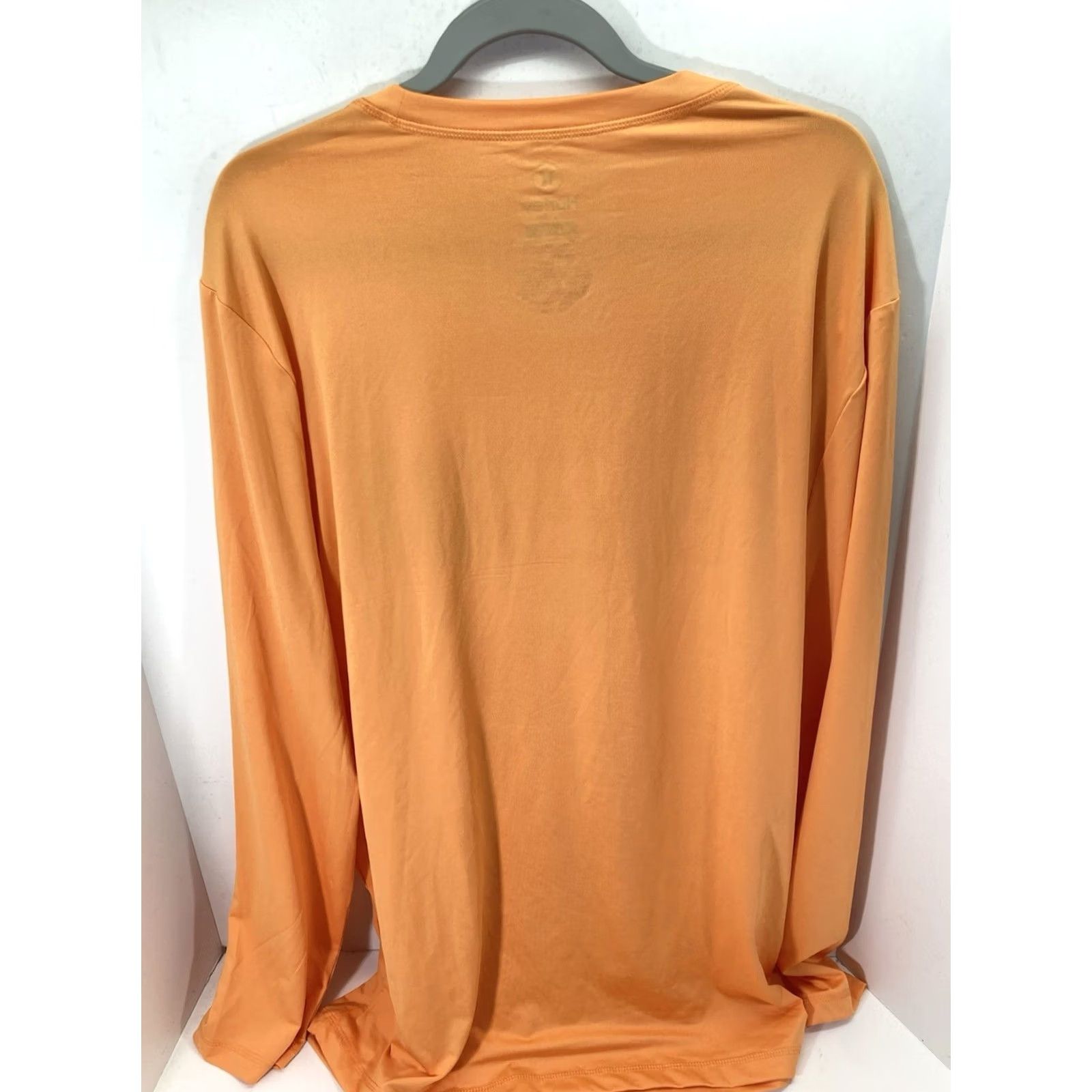 Hurley Hurley UV TShirt Men XL Orange Long Sleeve Moisture Wicking Pullover NWOT Shirt Size US XL / EU 56 / 4 - 6 Thumbnail