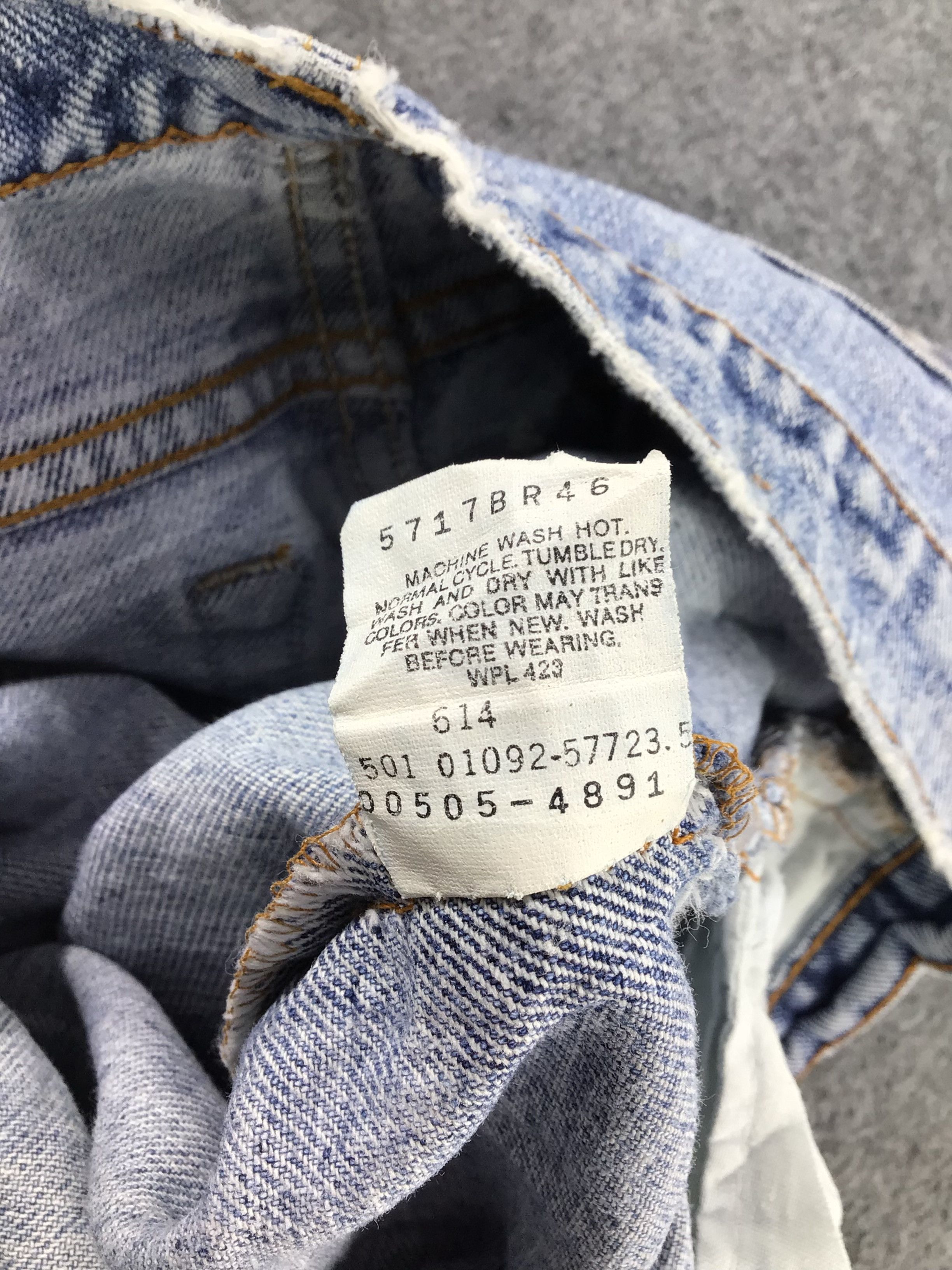 Levi's Vintage Levis 505 Jeans-J879 Size US 33 - 14 Thumbnail