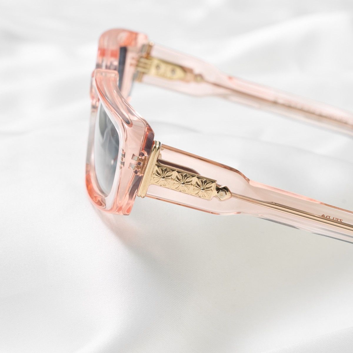 Chrome Hearts CHROME HEARTS ZELDA PINK CRYSTAL SUNGLASSES Size ONE SIZE - 3 Thumbnail