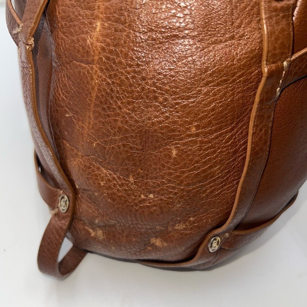 Juicy Couture Juicy Couture Vintage Genuine Leather Cage Strapped Large Shoulder Bag SEE PHOTOS AND DESCRIPTION Size ONE SIZE - 8 Thumbnail