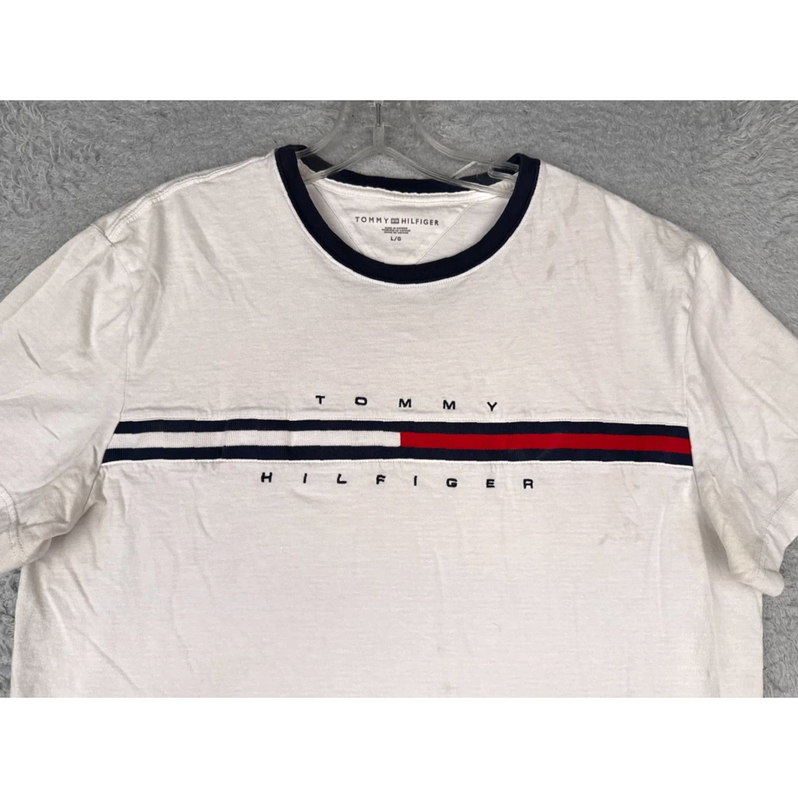 Tommy Hilfiger VINTAGE Tommy Hilfiger Shirt Adult Large White Crew Neck Short Sleeve 100% Cotton READ Size US L / EU 52-54 / 3 - 4 Thumbnail
