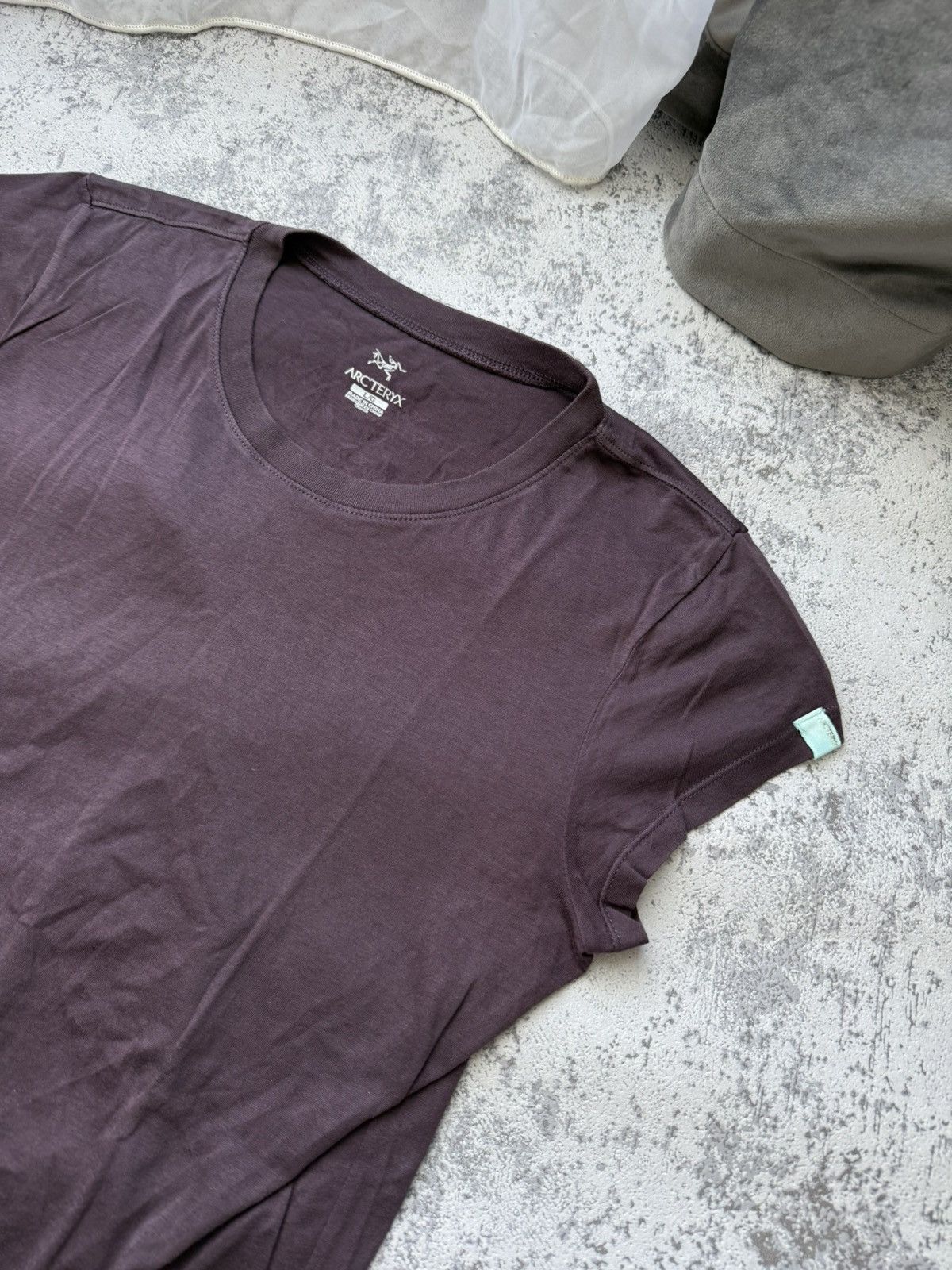 Arc'teryx Arcteryx Multilogo Womens T-Shirt Size L / US 10 / IT 46 - 5 Thumbnail