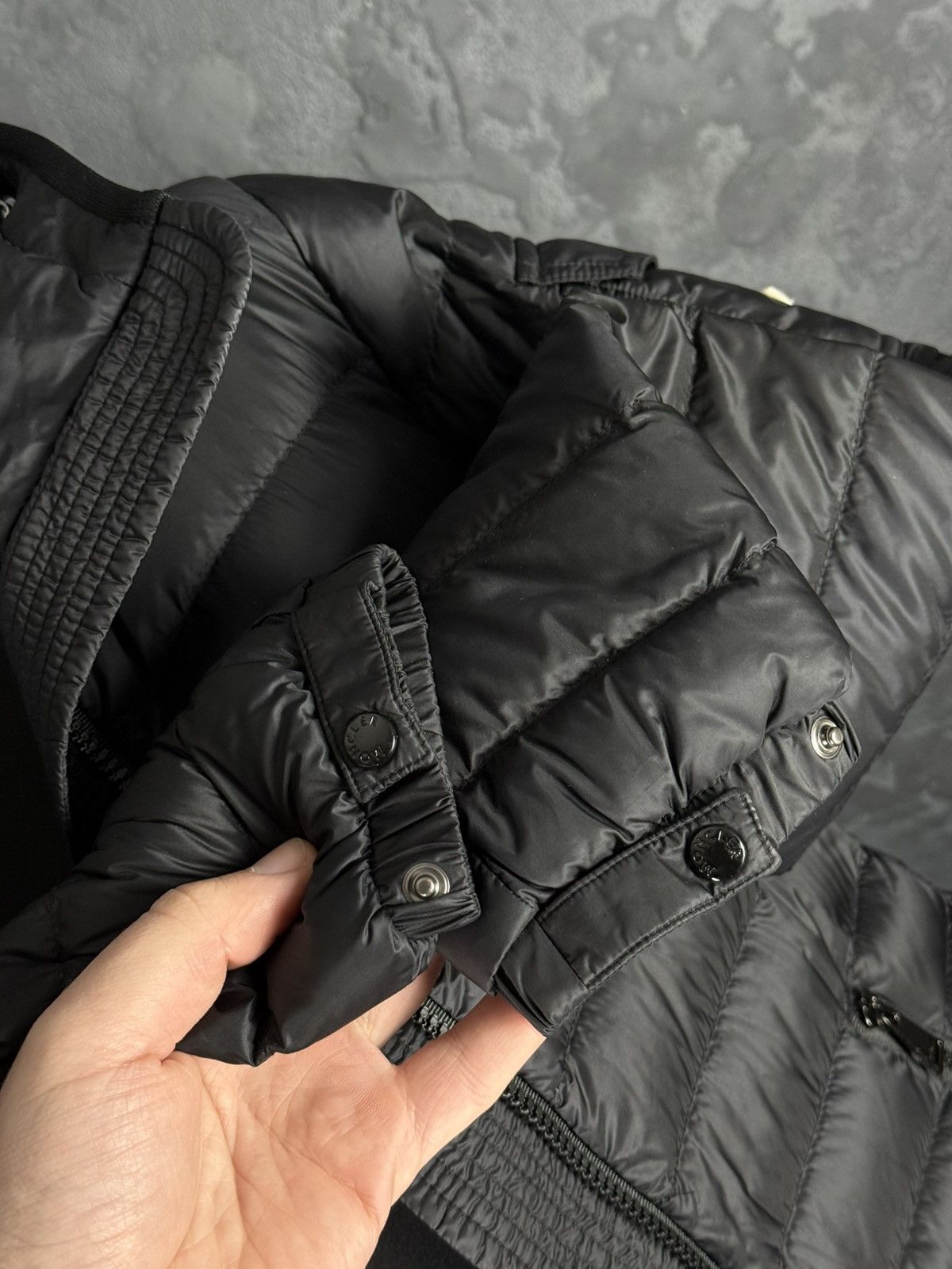 Moncler Moncler Ments Quilted Hooded Women’s Down Jacket Size 2 Size XS / US 0-2 / IT 36-38 - 14 Thumbnail