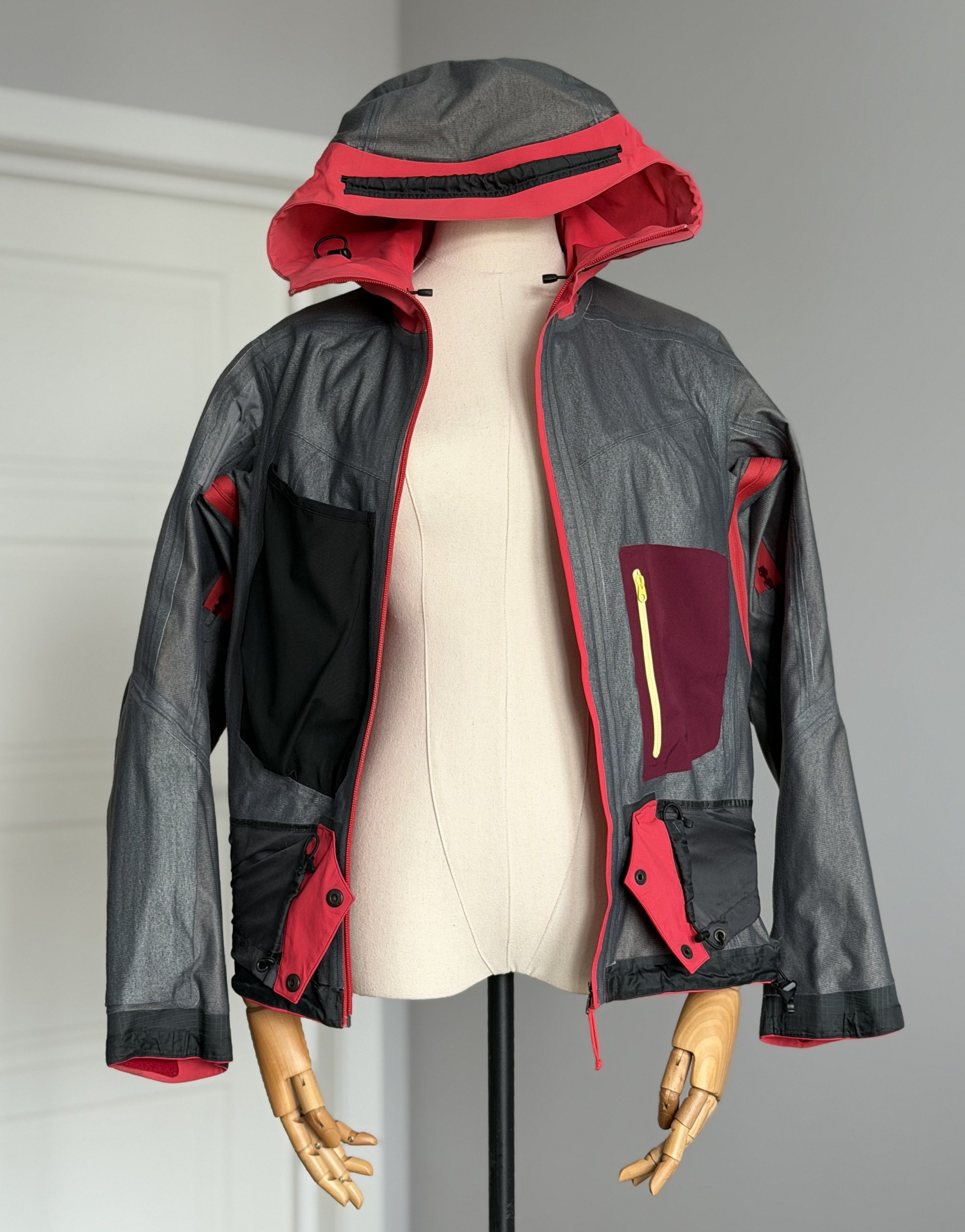 Arc'teryx Arc'teryx Stingray Gore-Tex Recco Hooded Jacket XS Outdoor Size XS / US 0-2 / IT 36-38 - 13 Thumbnail