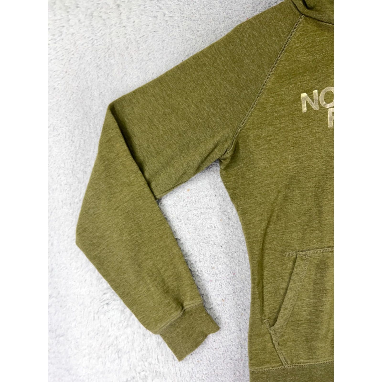 The North Face The North Face Hoodie Women M Green Gold Pullover Hoodie Cotton Read Floral Logo Pockets Vintage: No Size M / US 6-8 / IT 42-44 - 3 Thumbnail