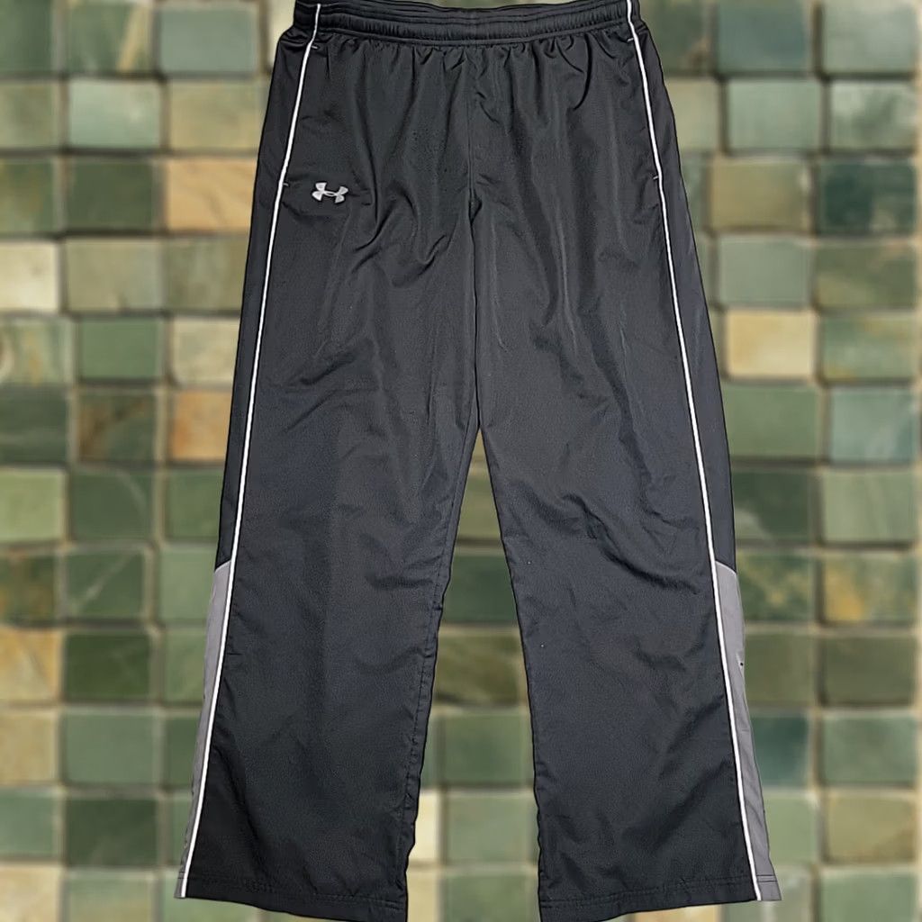 Under Armour Under Armour Pants Mens XL Black Loose Workout Elastic Waist Zip Leg Size US 36 / EU 52 - 1 Thumbnail