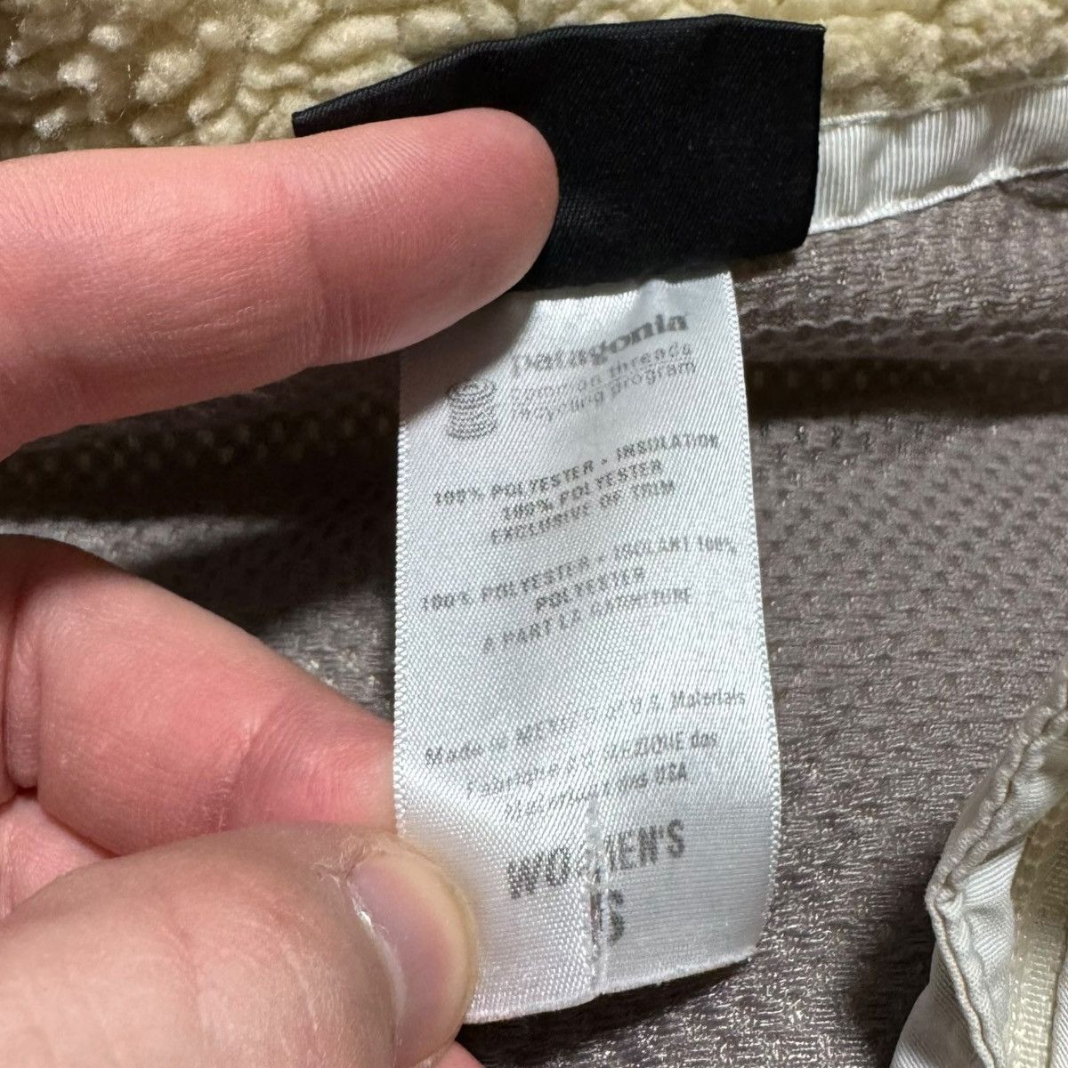 Patagonia Patagonia Synchilla Sherpa Full Zip Jacket Women’s Small Size S / US 4 / IT 40 - 5 Thumbnail