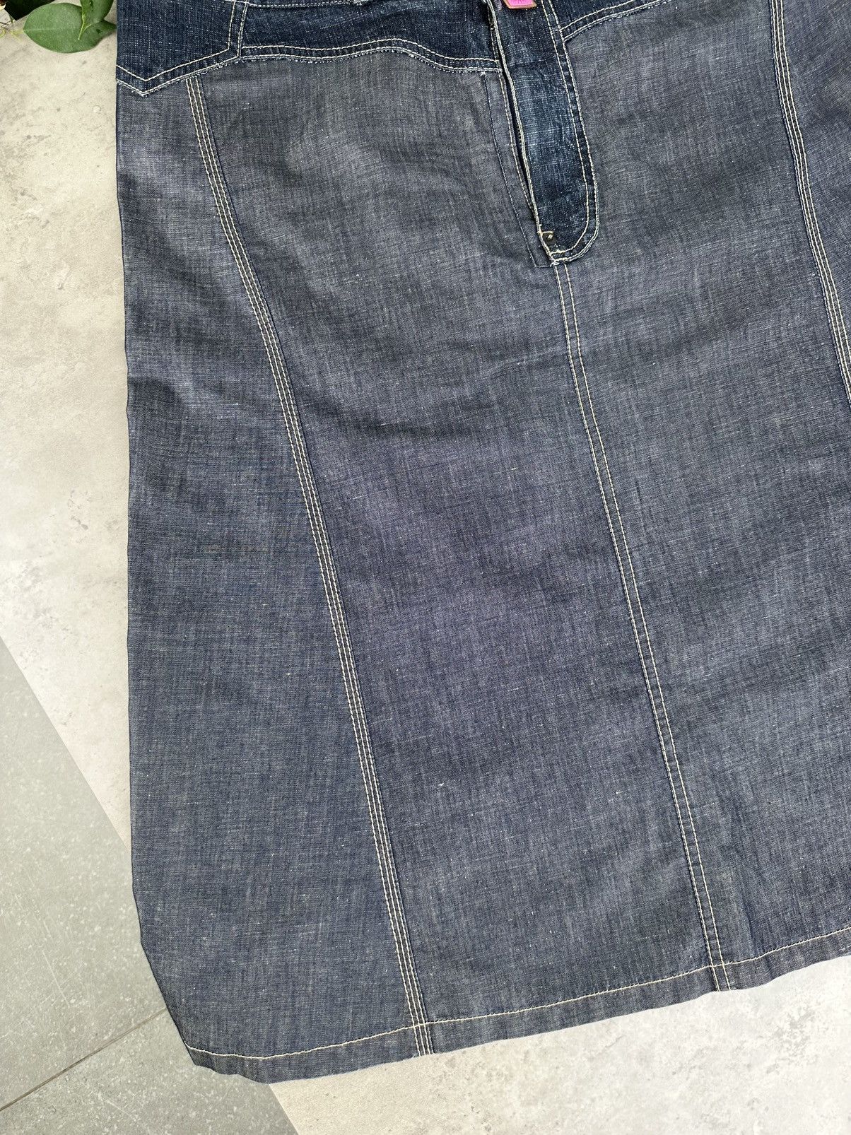 Marithe + Francois Girbaud Marithe Francois Gibraud Midi Skirt Size 30" / US 8 / IT 44 - 7 Thumbnail