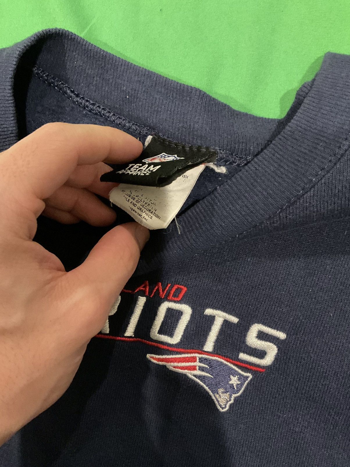 NFL × Vintage Vintage New England Patriots crewneck sweatshirt Size US XXL / EU 58 / 5 - 2 Thumbnail