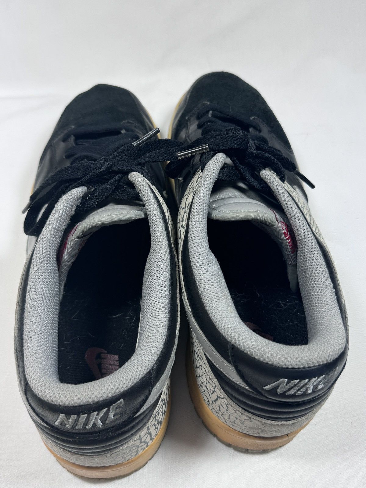 Jordan Brand × Nike NIKE SB DUNK LOW CL AIR JORDAN III 3 BLACK CEMENT GREY WHITE Size US 13 / EU 46 - 13 Thumbnail