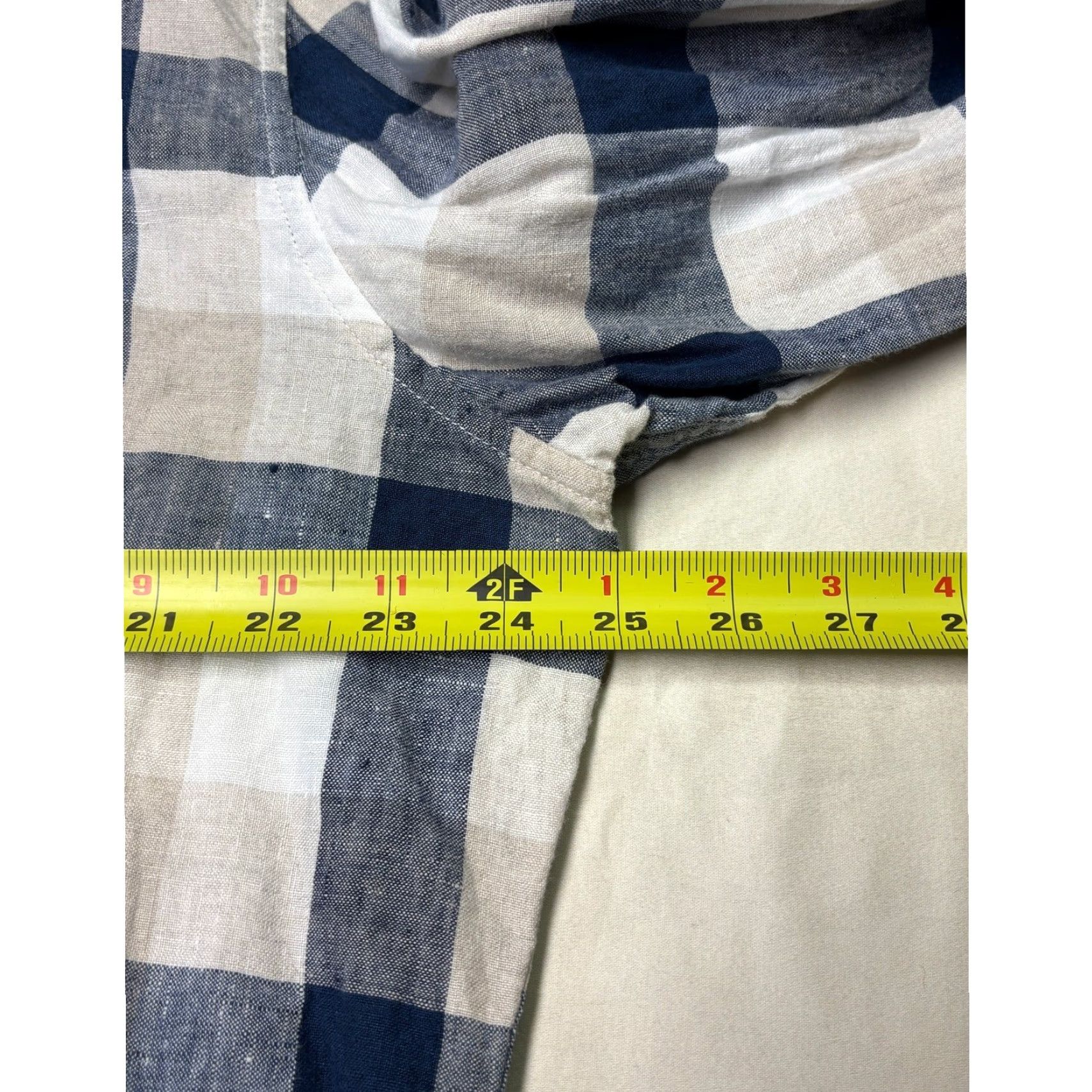 Banana Republic VINTAGE Banana Republic Camden Fit Shirt Navy Tan Buffalo Check Plaid XL Men Long Sleeve Button-Up Pocket 100% Linen Size US XL / EU 56 / 4 - 7 Thumbnail