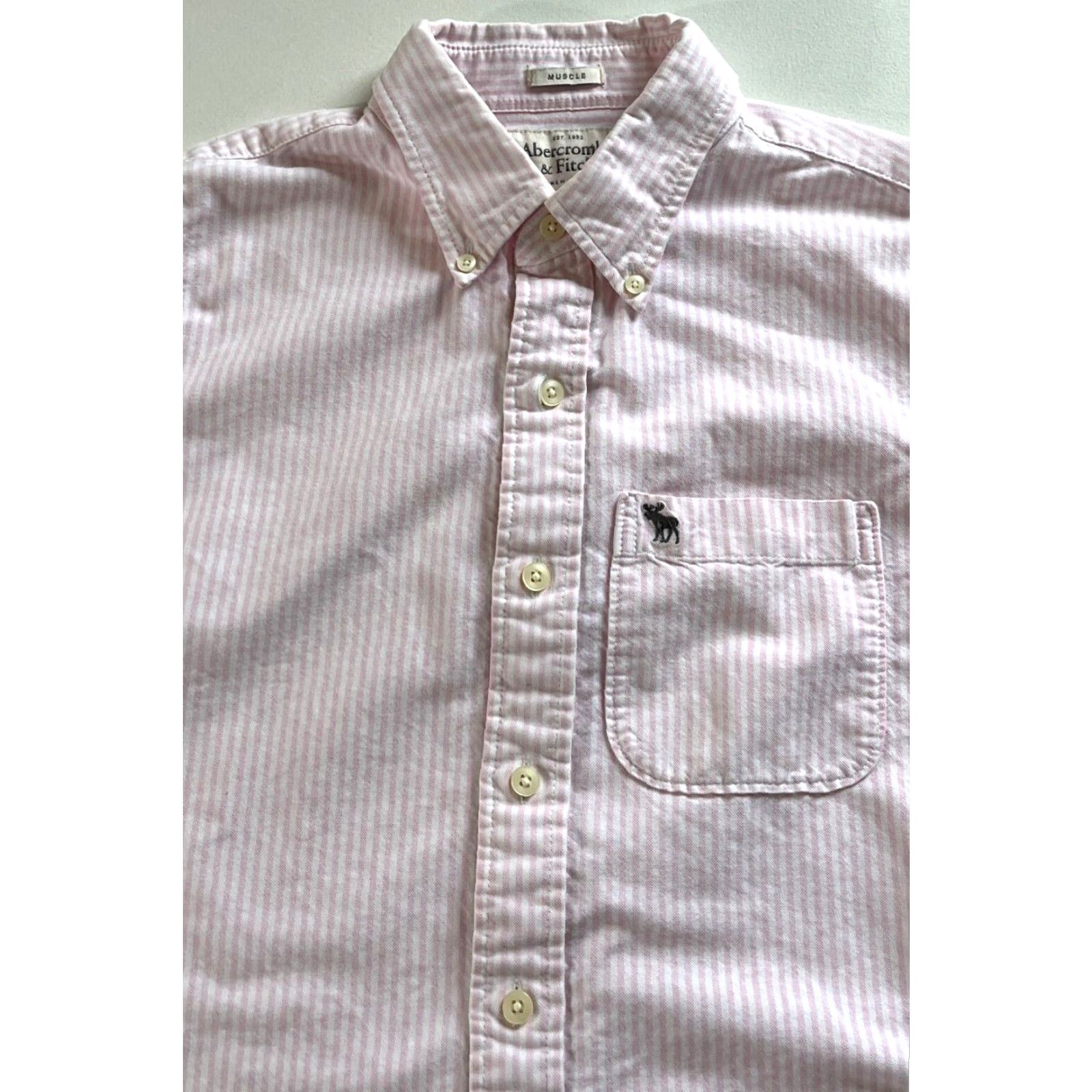 Abercrombie & Fitch VINTAGE Abercrombie & Fitch Button-Down Oxford Shirt Muscle Pink White Striped Sz M Mens Shirt 90s Retro Preppy Size US M / EU 48-50 / 2 - 5 Thumbnail