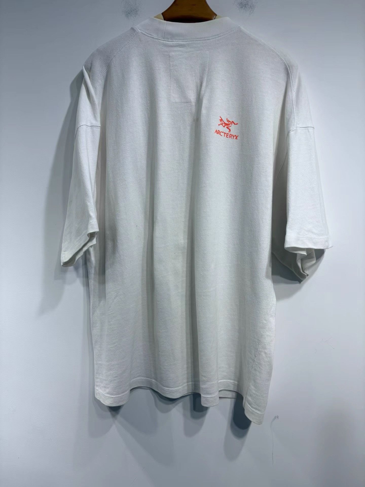 Arc'teryx Arc’teryx Jil Sander Logo Tee K29 Size US L / EU 52-54 / 3 - 2 Thumbnail