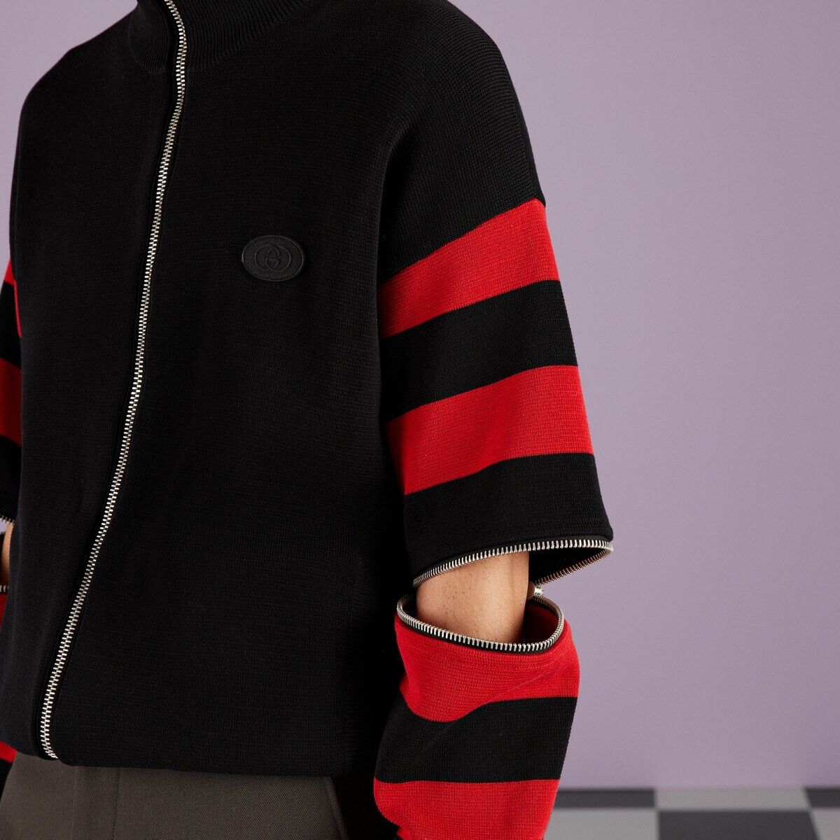 Gucci o1s1wg110925 Cotton Bomber With Detachable Sleeves Size US M / EU 48-50 / 2 - 3 Thumbnail